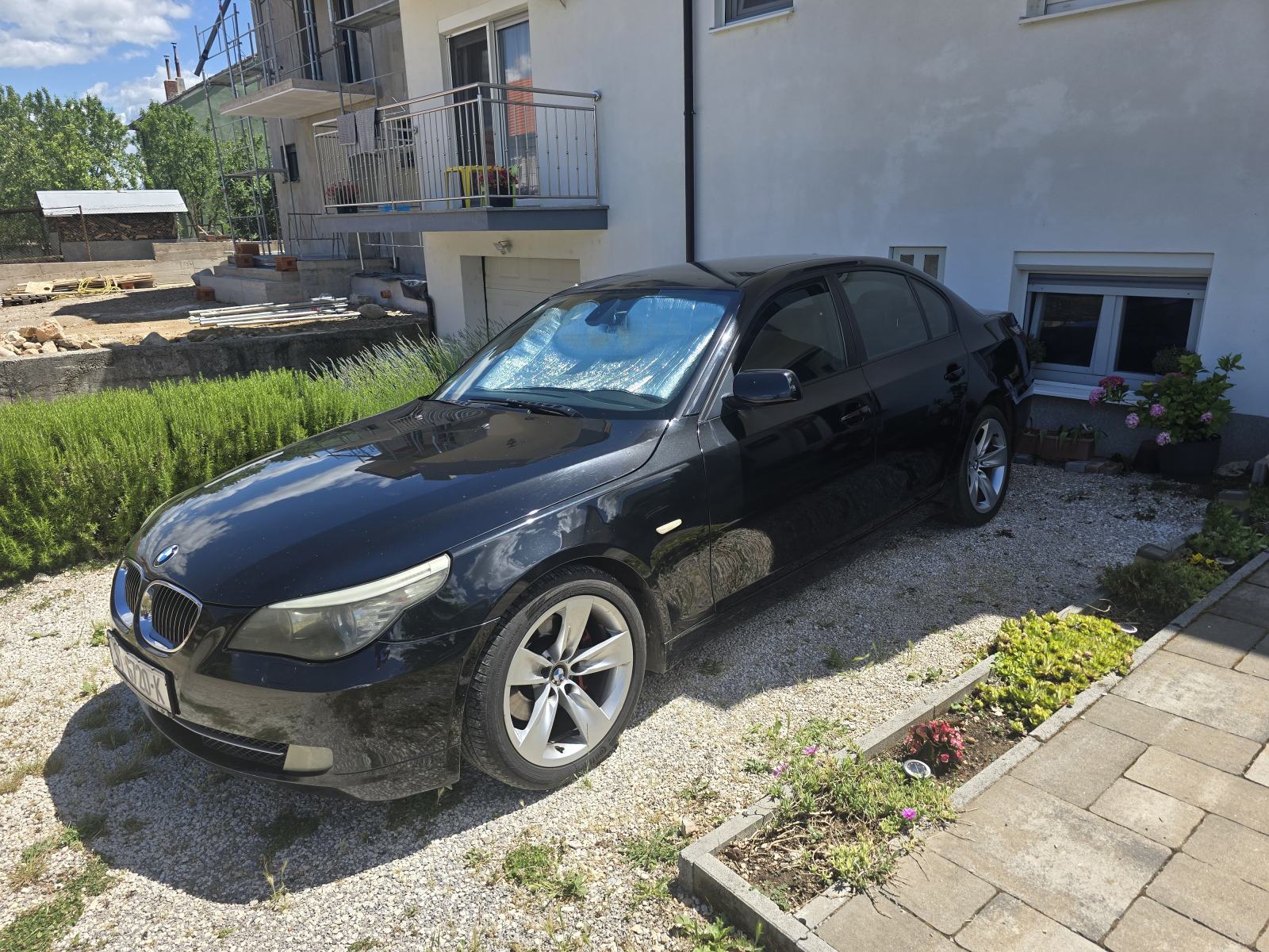 BMW serija 5 525d, fotografija 9