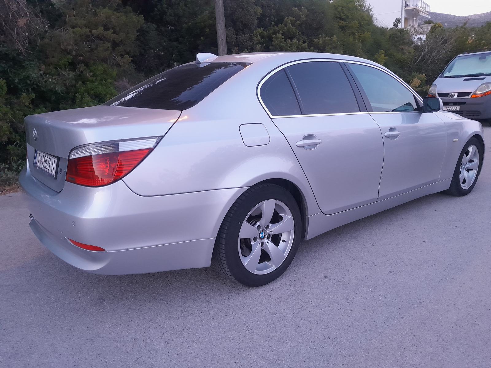 BMW serija 5 525d, fotografija 5