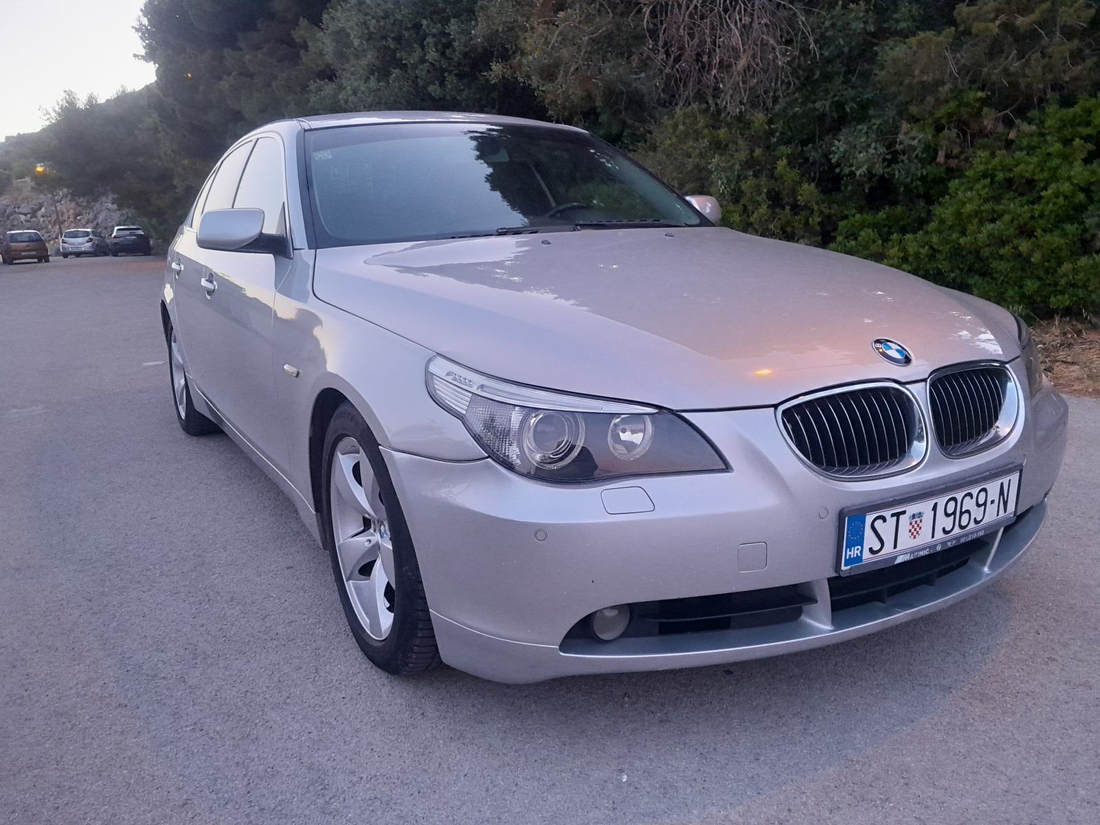 BMW serija 5 525d, fotografija 3