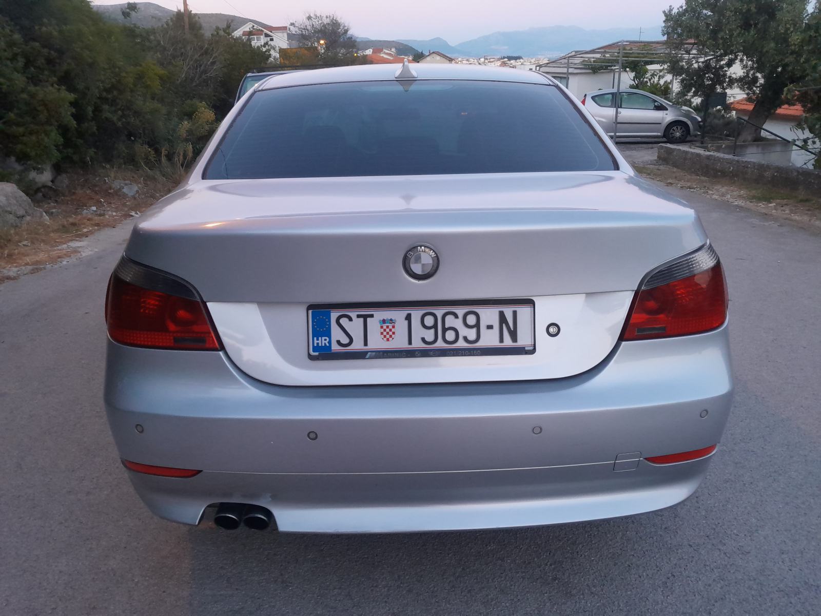 BMW serija 5 525d, fotografija 4
