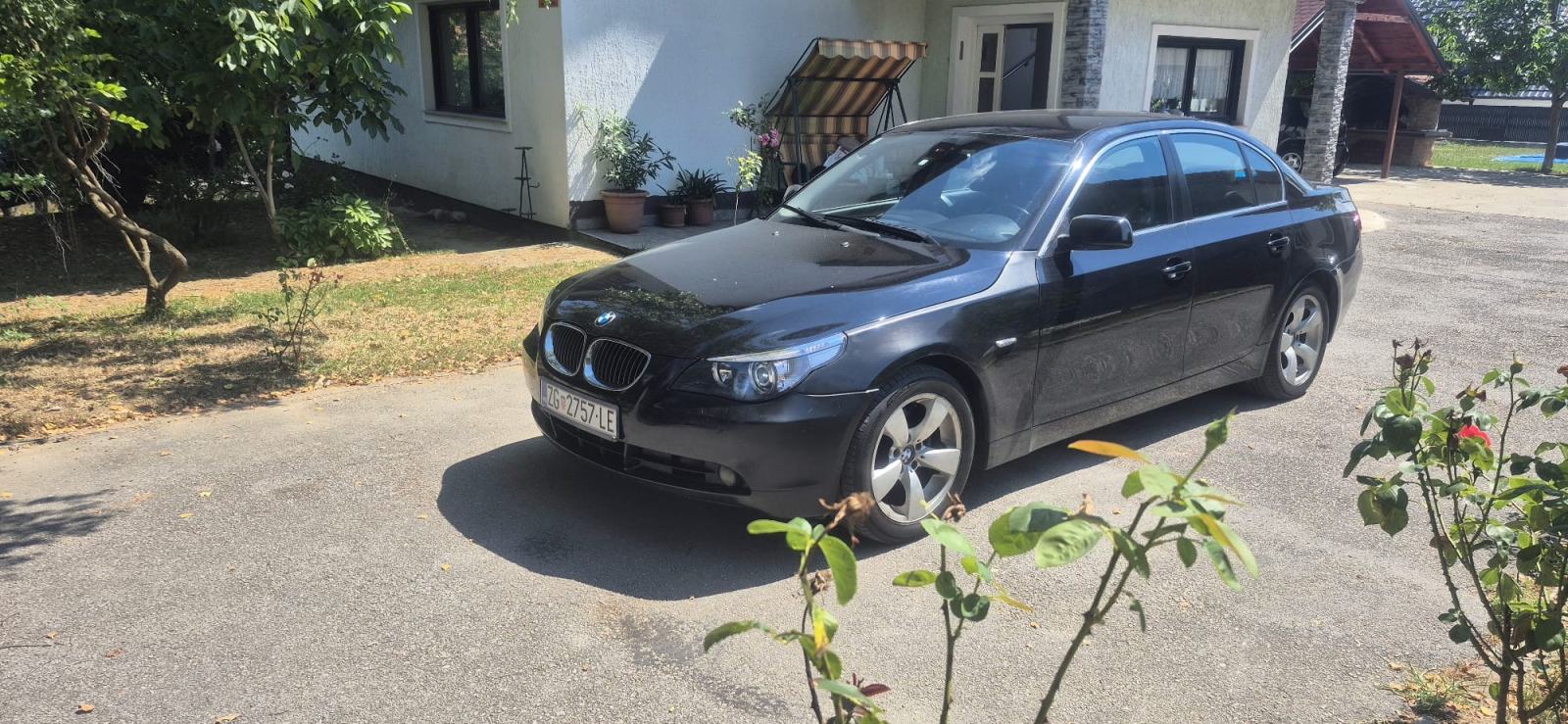 BMW serija 5 525d, fotografija 7