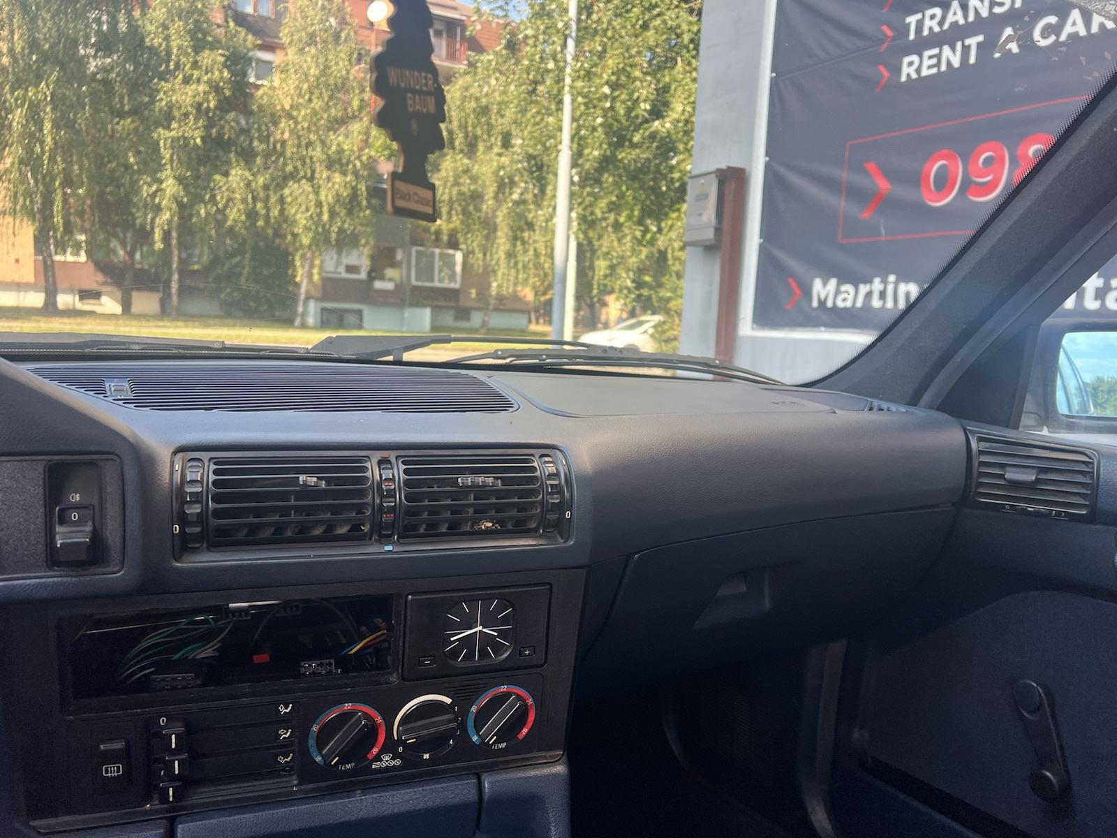 BMW serija 5 525tds***ODLIČNO STANJE-DUGOGODIŠNJI VLASNIK***, fotografija 12