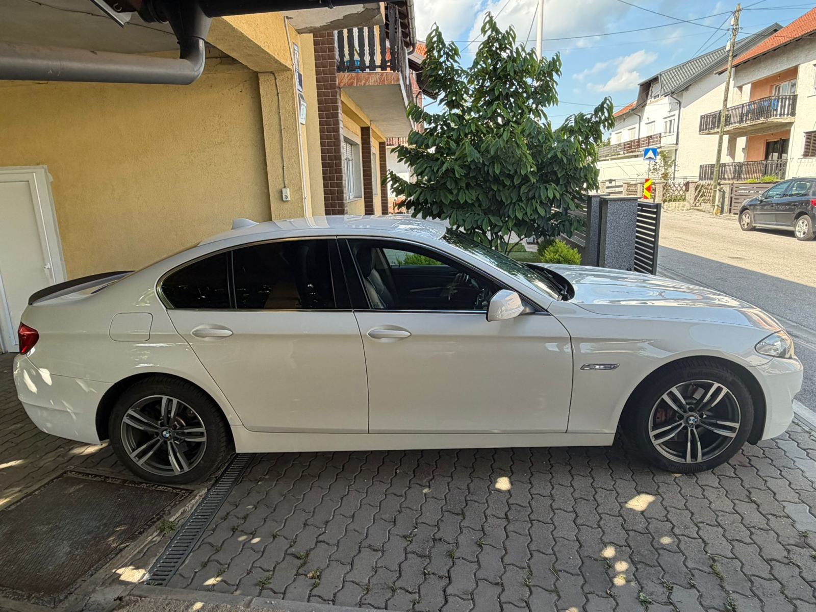 BMW serija 5 525xd, fotografija 4