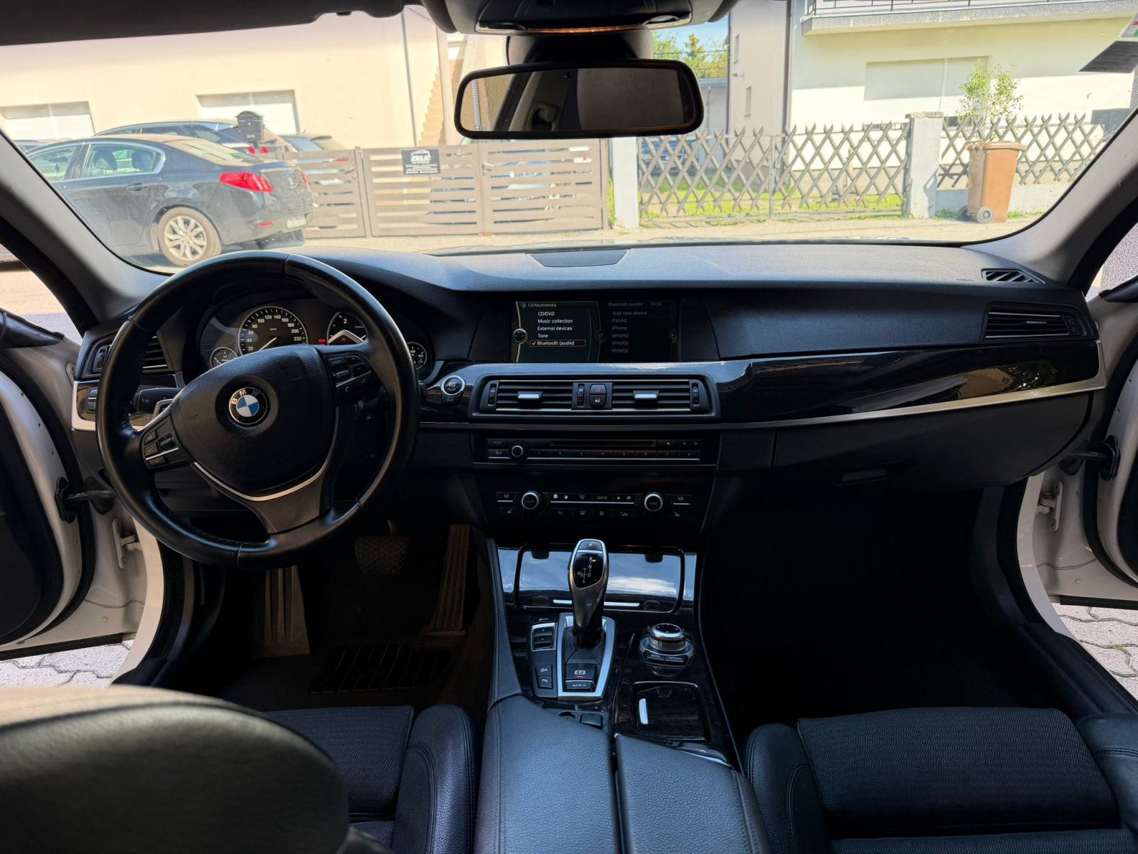 BMW serija 5 525xd, fotografija 10
