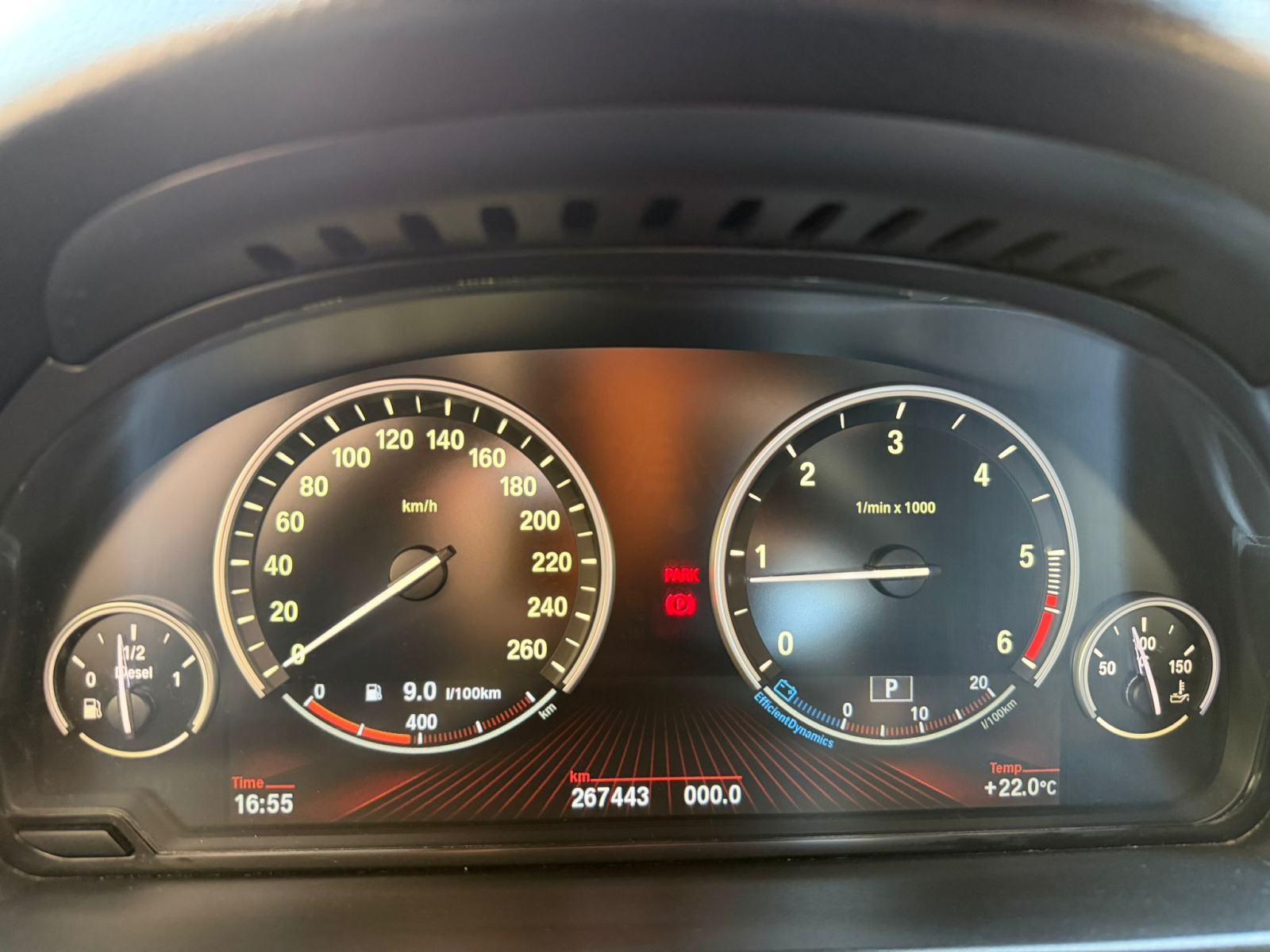 BMW serija 5 525xd, fotografija 12