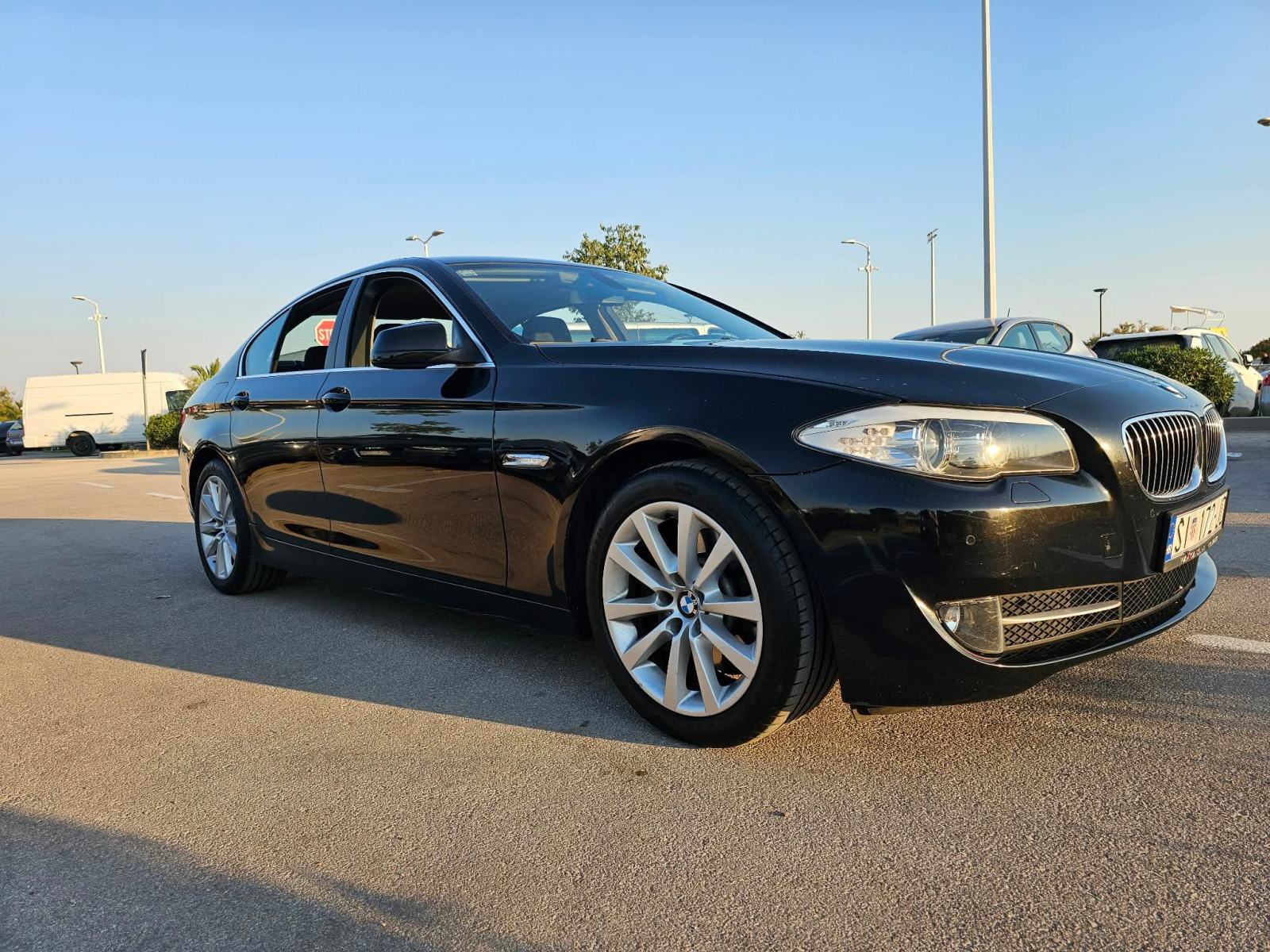 BMW serija 5 528i, fotografija 11