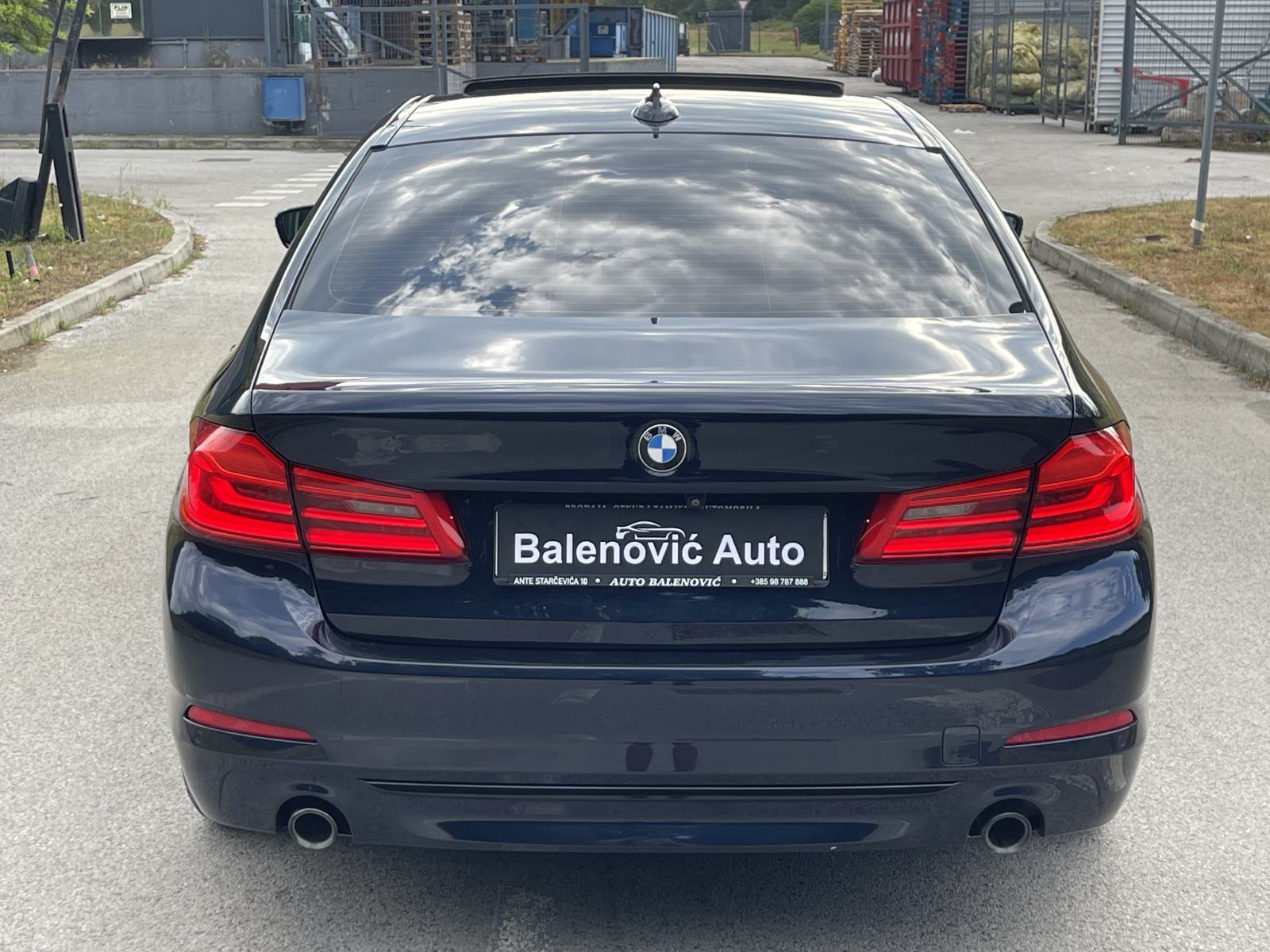 BMW SERIJA 5 530 D X-DRIVE •• KAO NOVI, FULL OPREMA, ŠIBER ••, fotografija 5