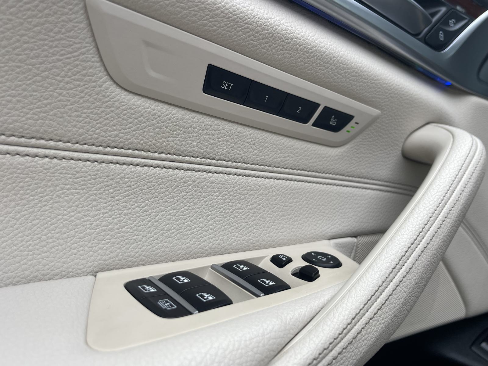BMW SERIJA 5 530 D X-DRIVE •• KAO NOVI, FULL OPREMA, ŠIBER ••, fotografija 9