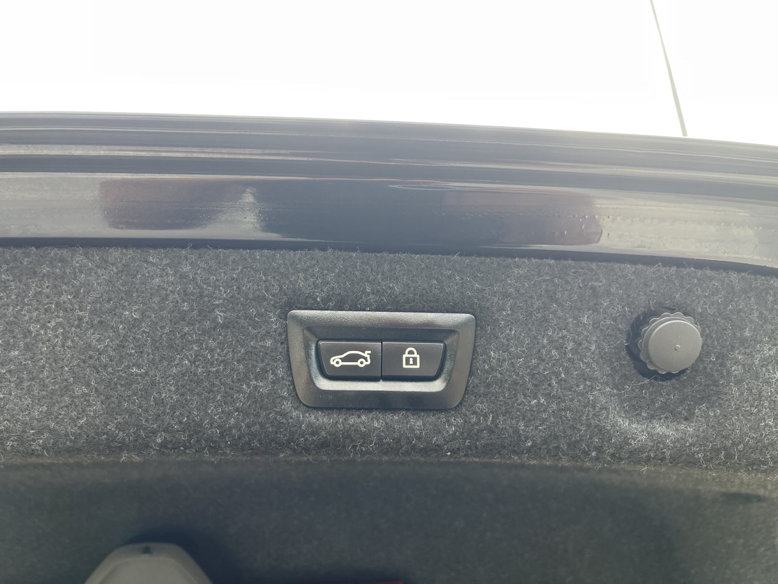 BMW SERIJA 5 530 D X-DRIVE •• KAO NOVI, FULL OPREMA, ŠIBER ••, fotografija 15
