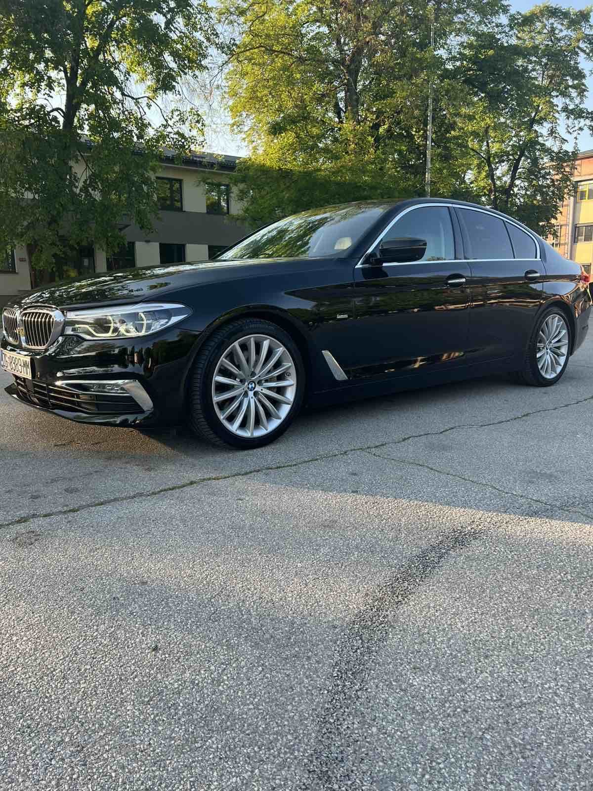 BMW 530 xdrive g30, Luxury full, mogućnost na leasing reg. 6/2027, fotografija 3