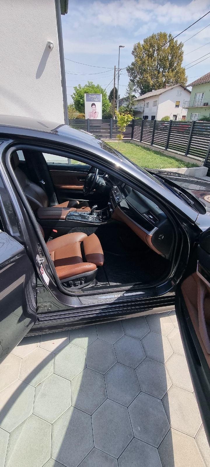 BMW serija 5 530d automatik, fotografija 11