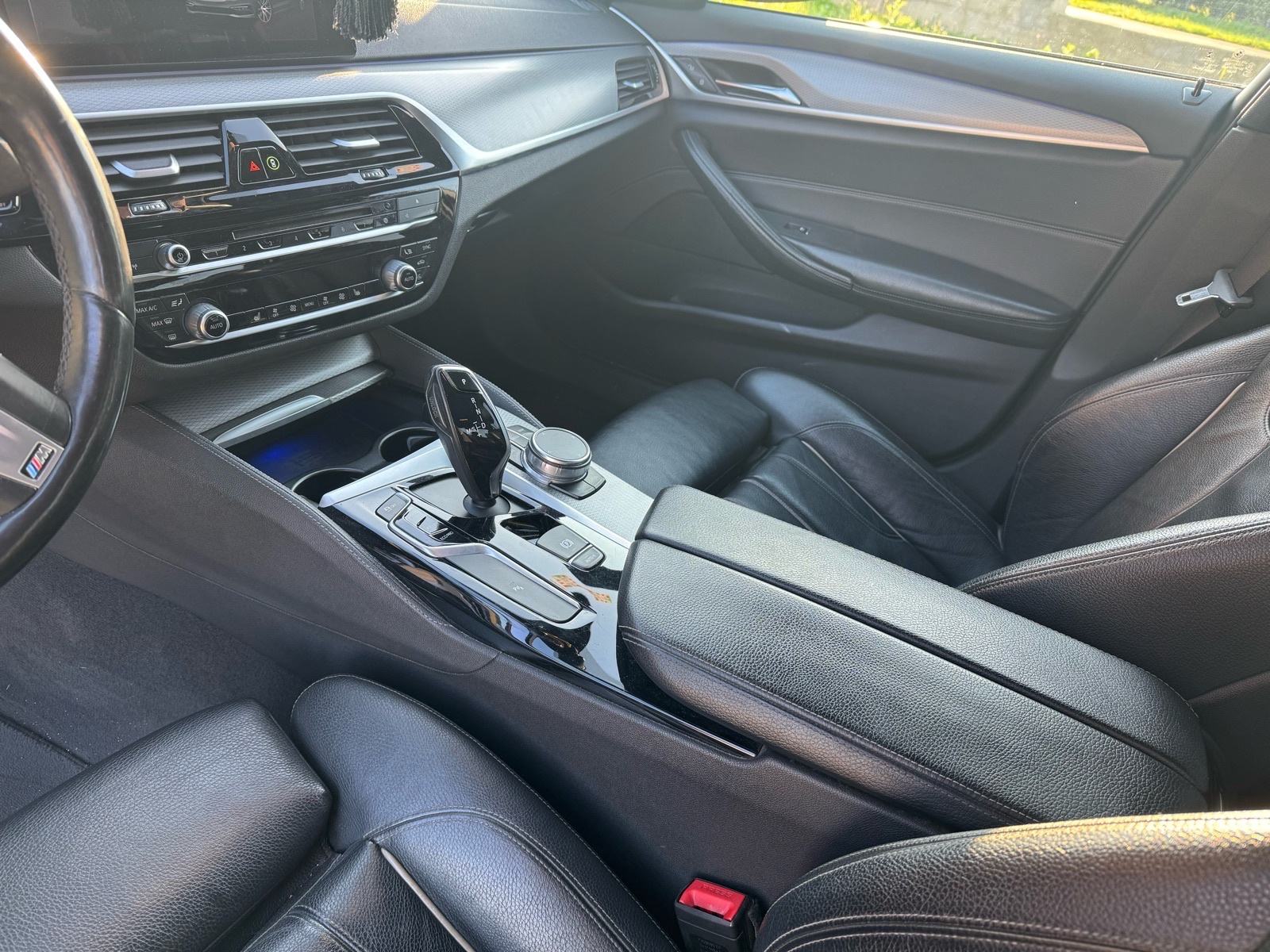 BMW 530XD M-paket, fotografija 10