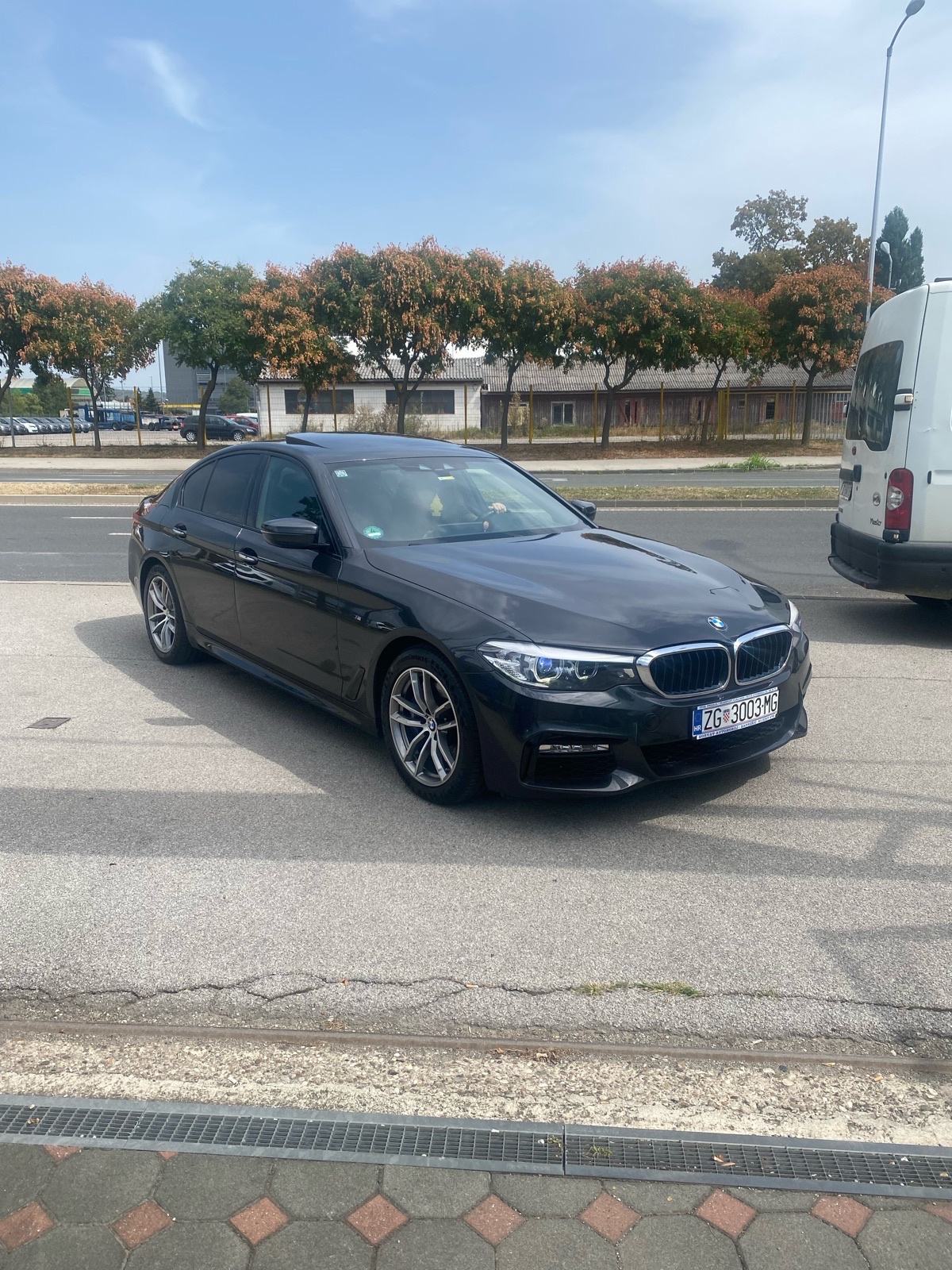 BMW 530XD M-paket, fotografija 8