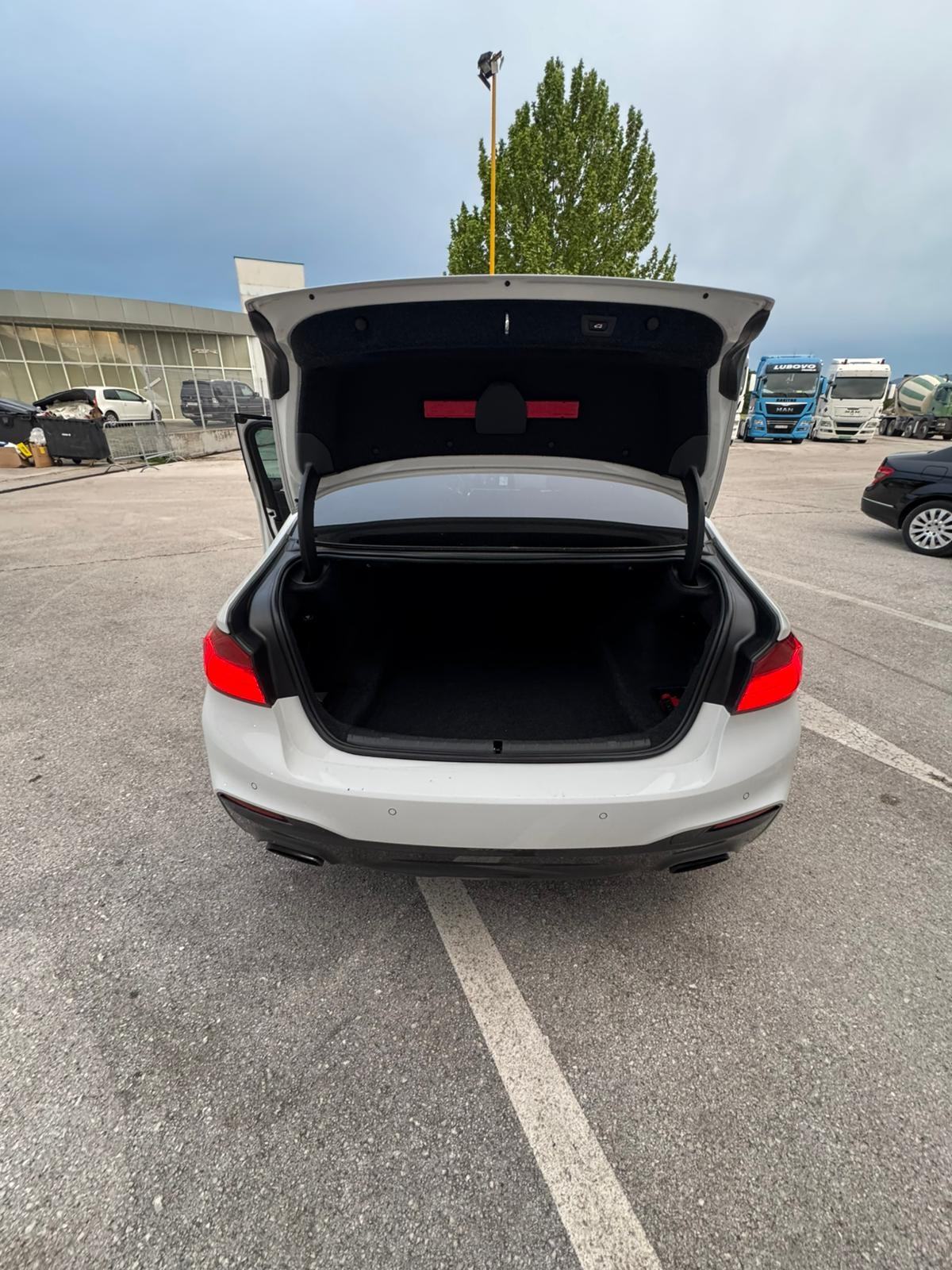 BMW serija 5 530d M paket, pogled izvana - slika 5