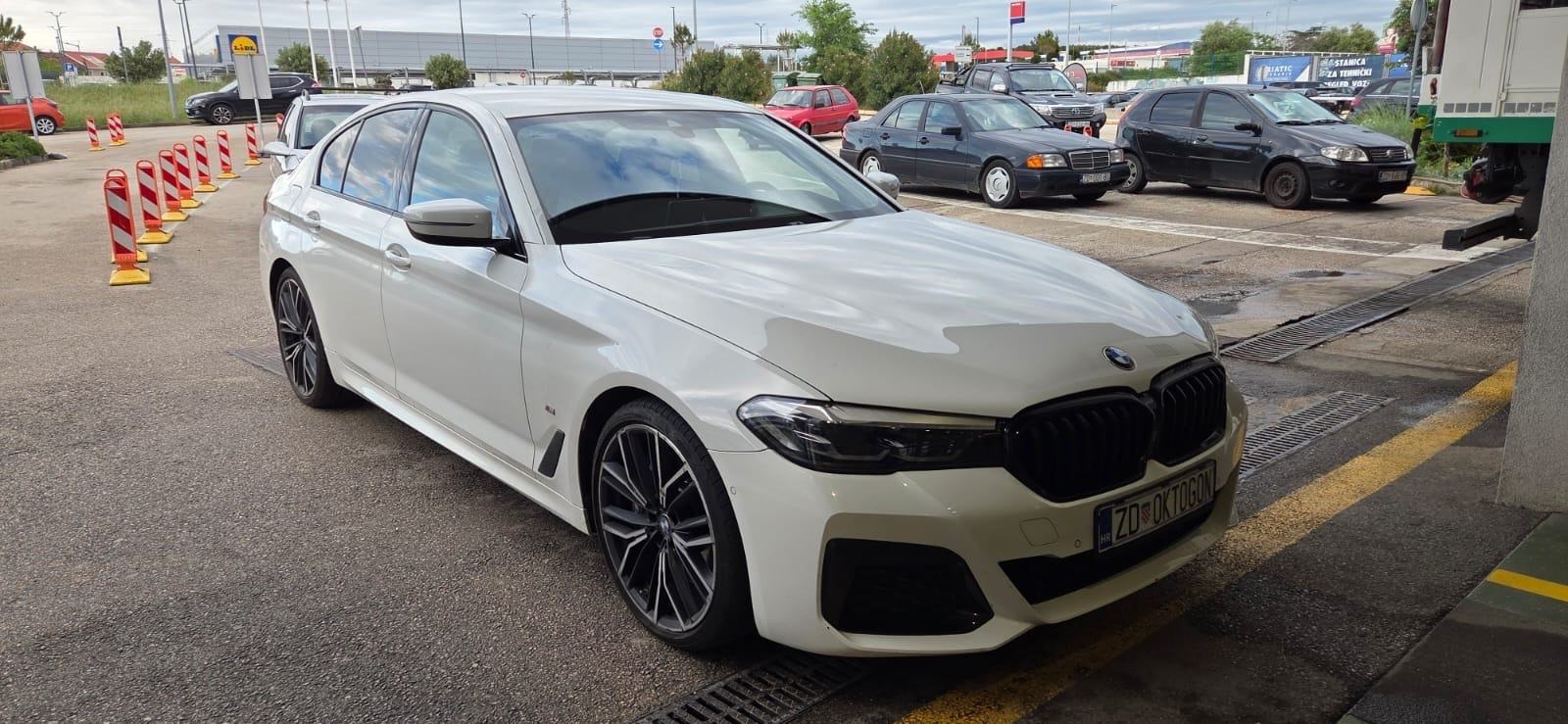 BMW serija 5 530d automatik, fotografija 3