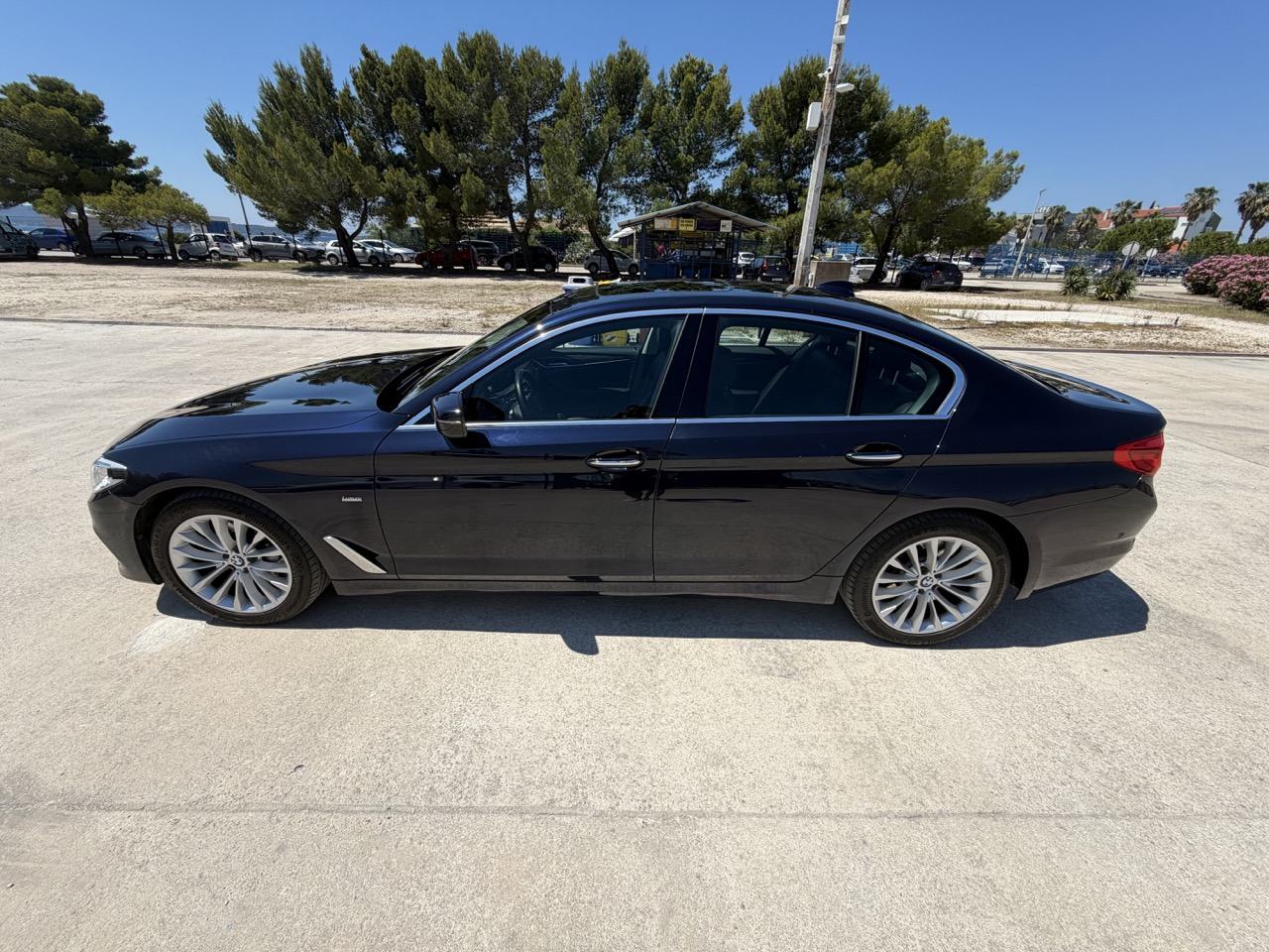 BMW serija 5 530d xdrive automatik, fotografija 6