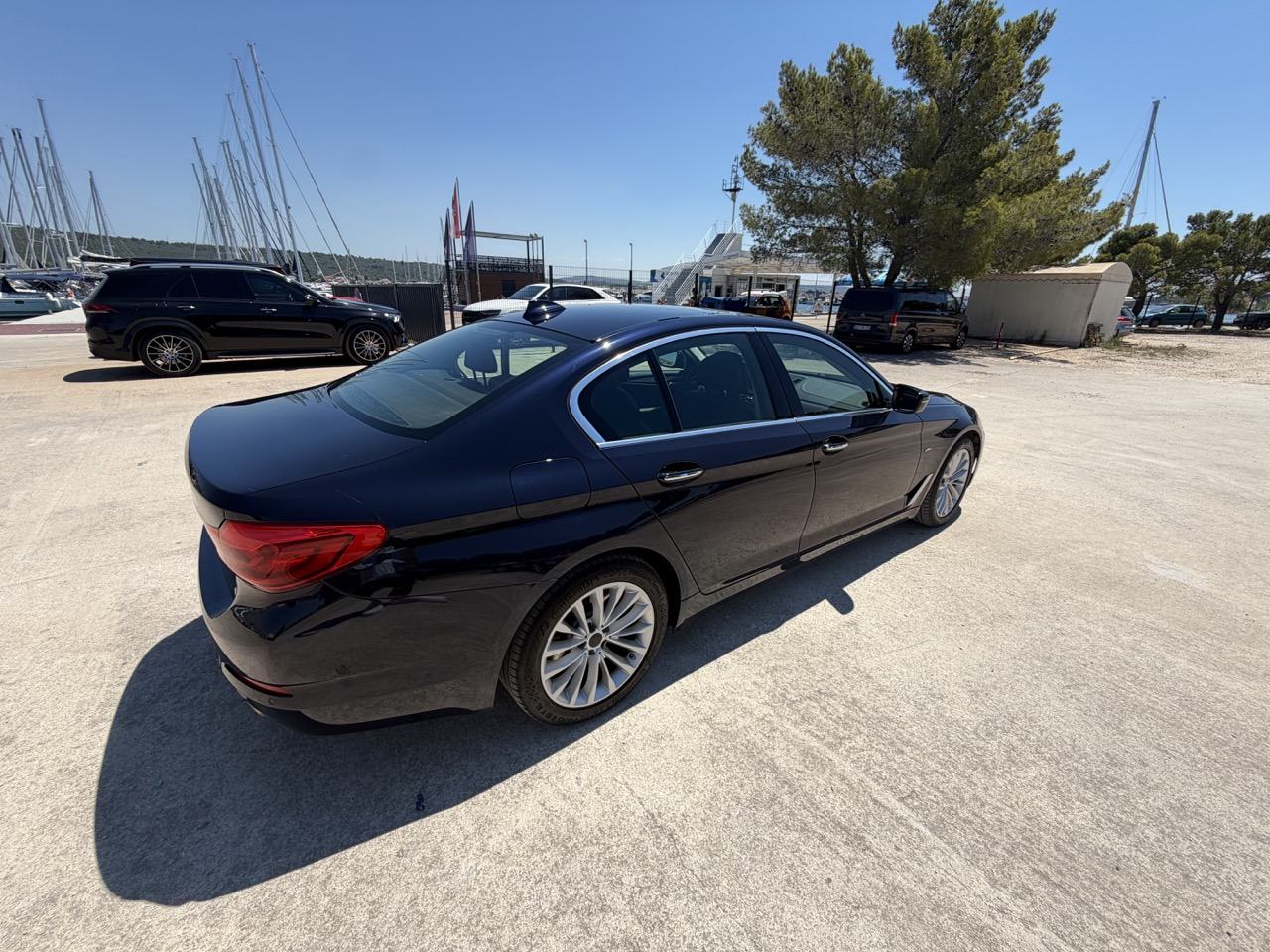 BMW serija 5 530d xdrive automatik, fotografija 2