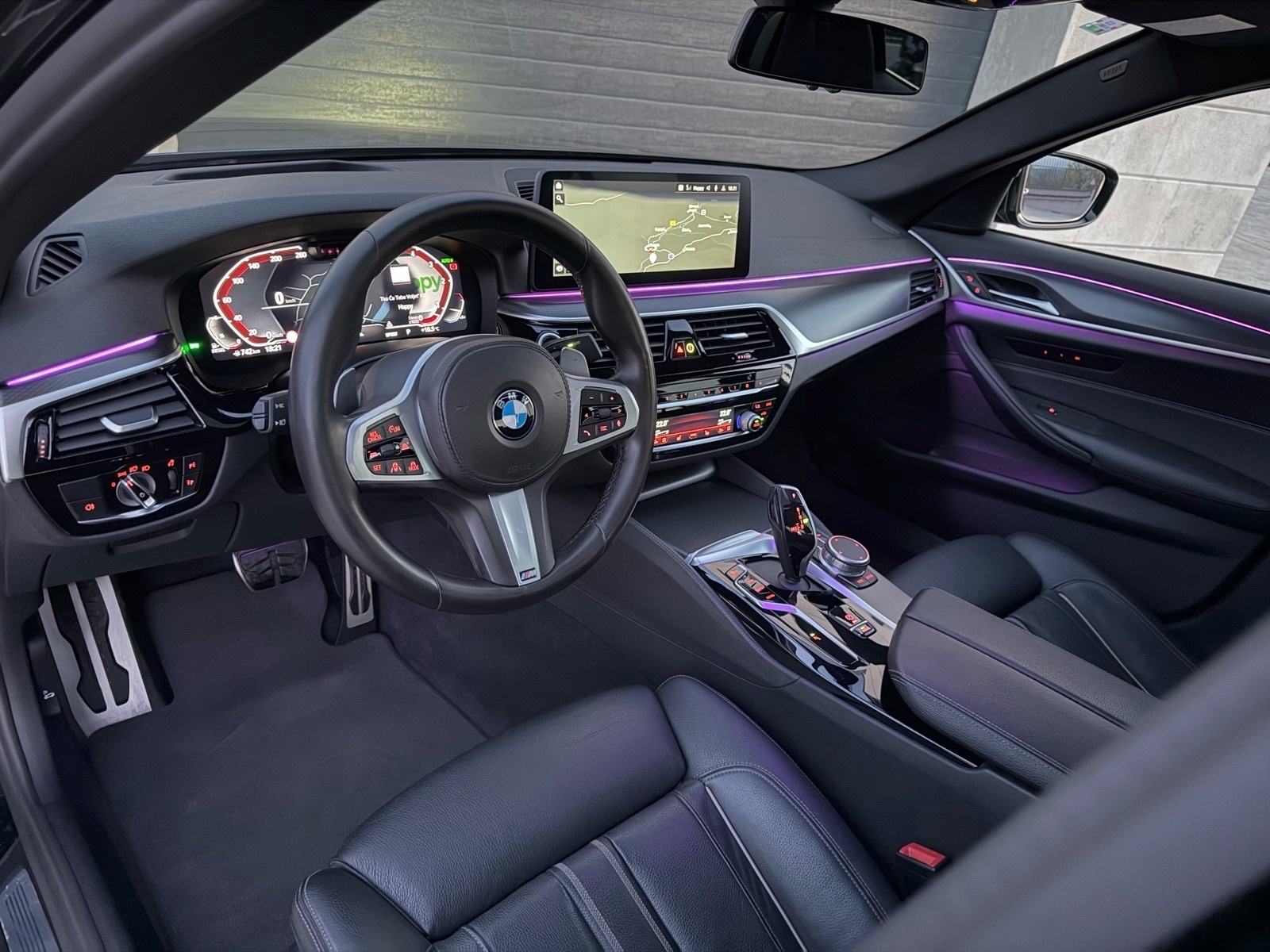 BMW serija 5 530D M Sport Performance - LCI - Laser- Live- HUD, fotografija 9