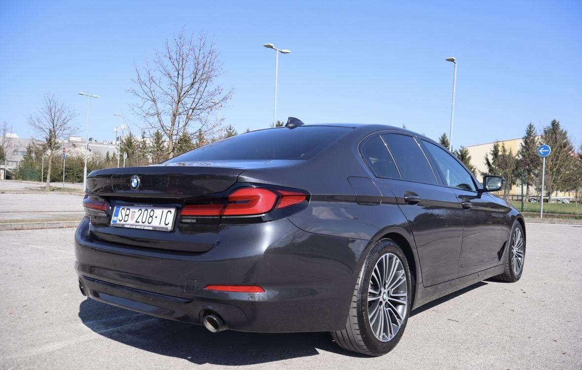 BMW serija 5 530d, fotografija 10