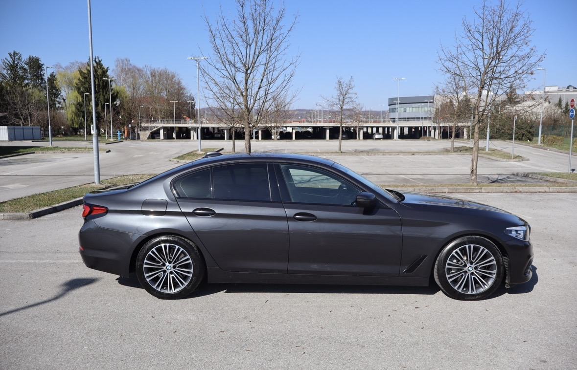 BMW serija 5 530d, fotografija 6