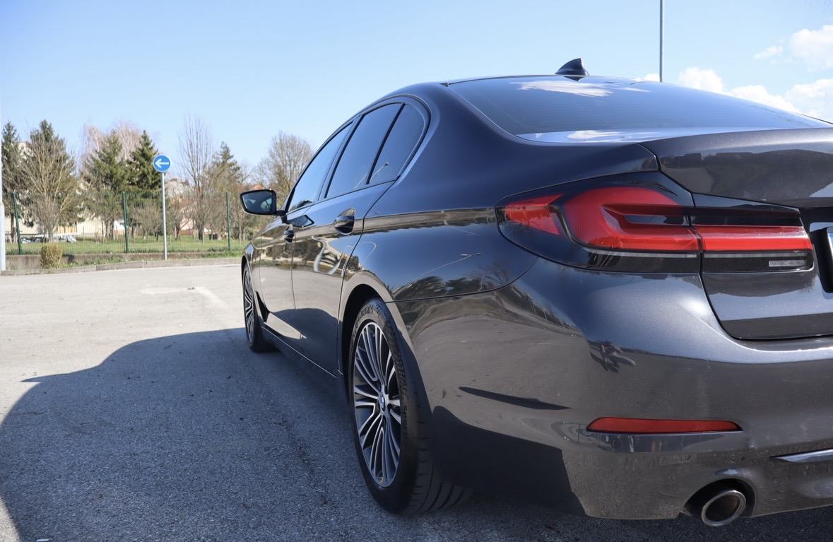 BMW serija 5 530d, fotografija 13