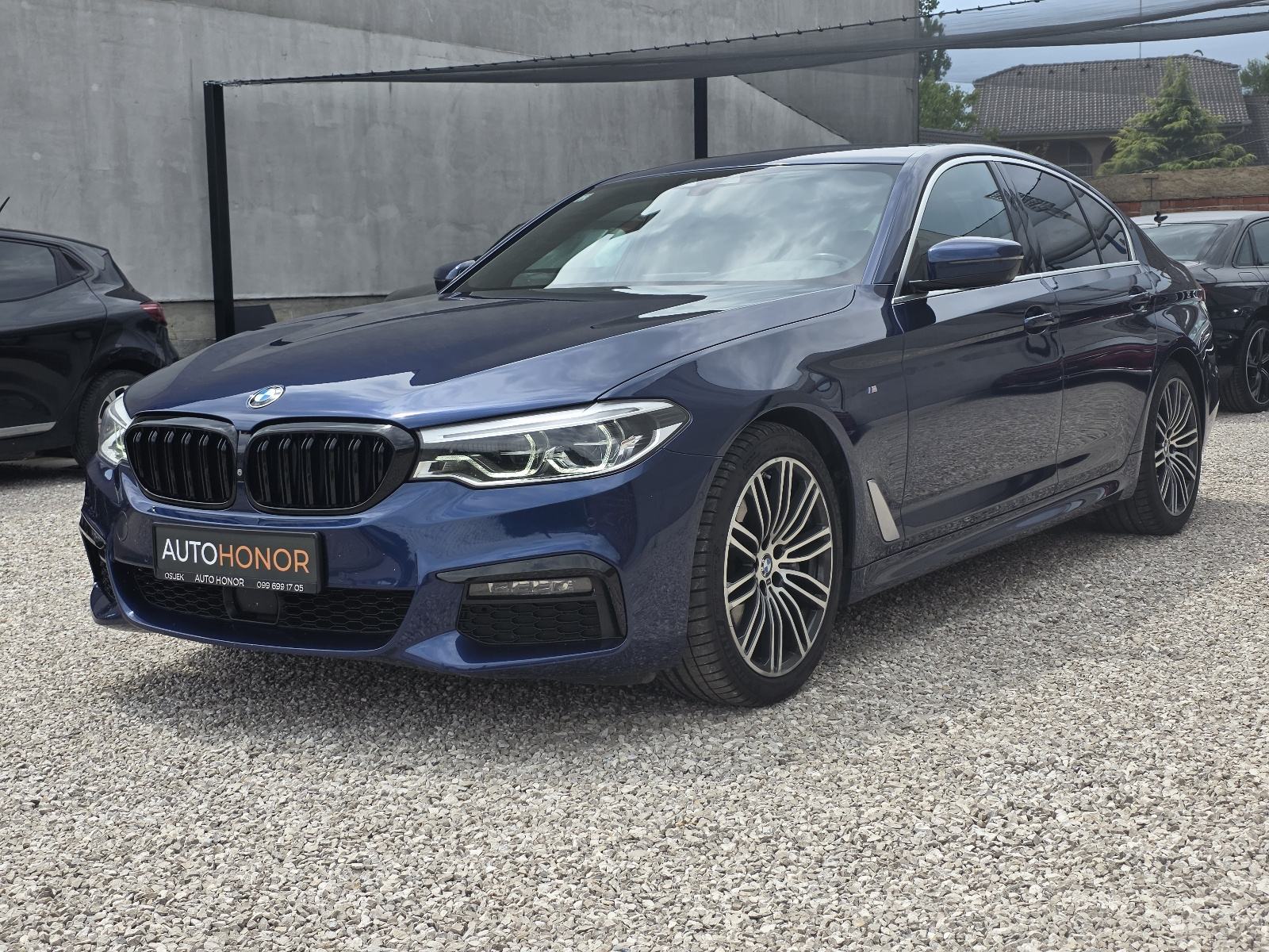 BMW serija 5 530d xDrive M Sport Servisna PDV Reg 12/26 Jamstvo, fotografija 2