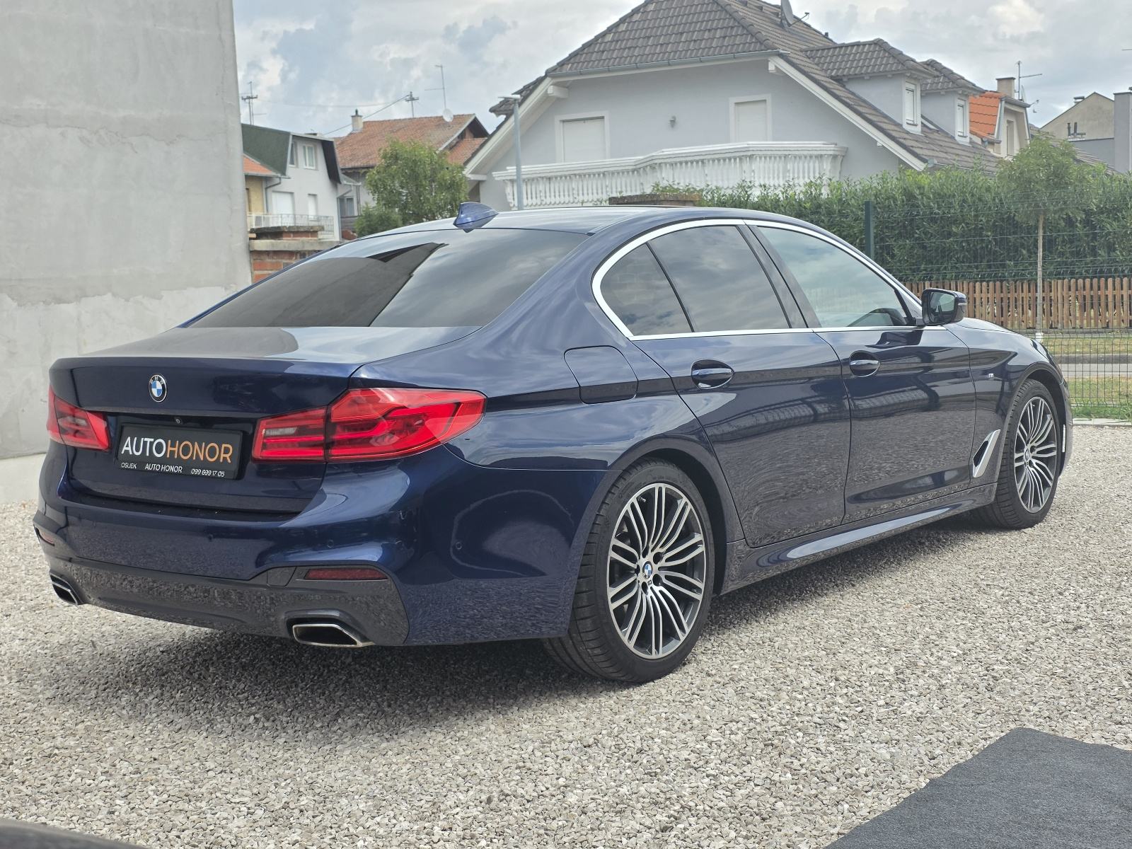 BMW serija 5 530d xDrive M Sport Servisna PDV Reg 12/26 Jamstvo, fotografija 9