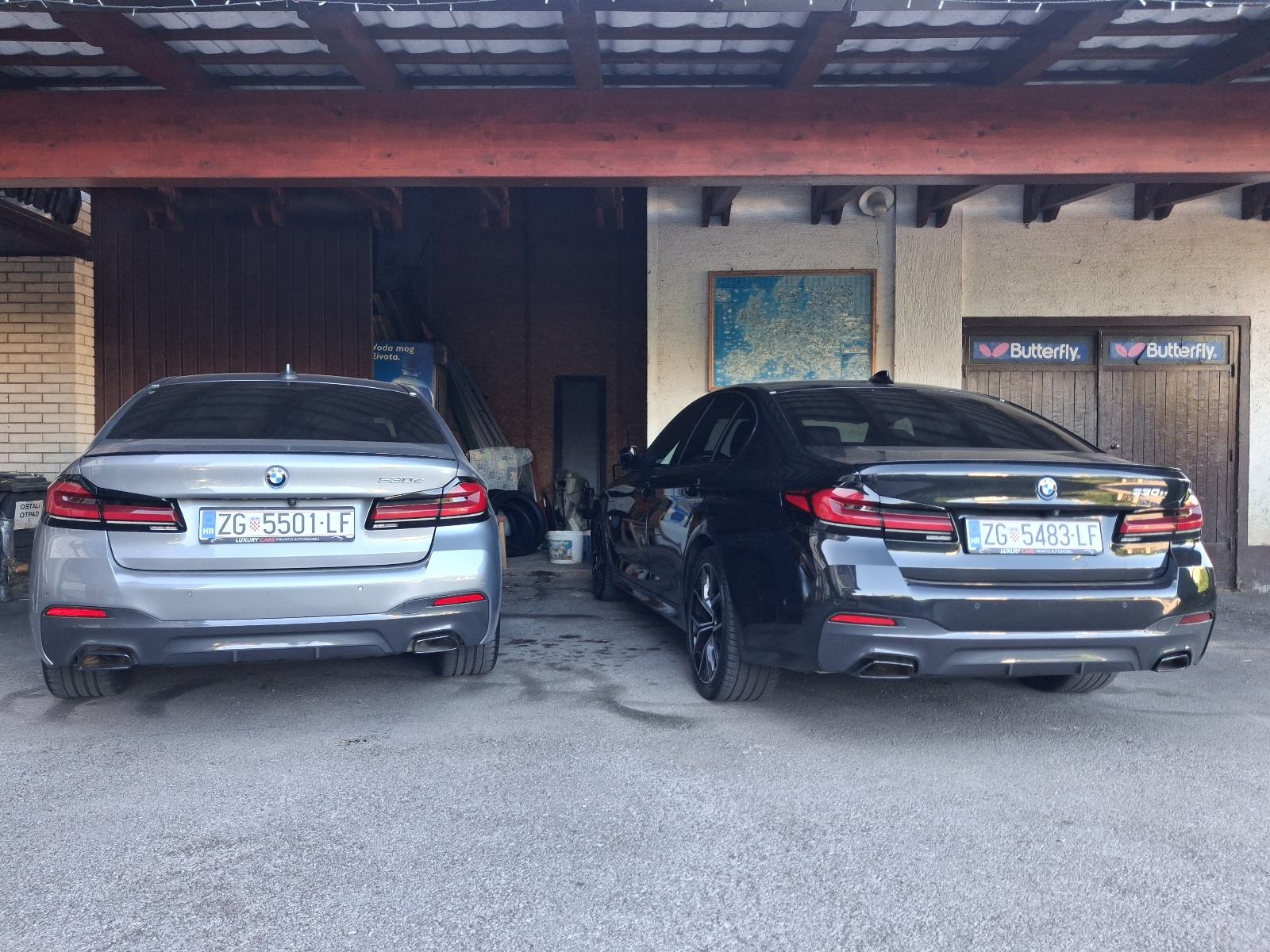 BMW serija 5 530e automatik 2023 godina 300 konja 89500 kilometara M, fotografija 17