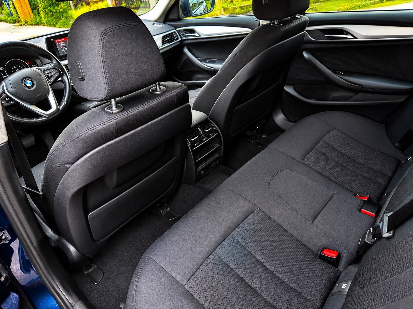 BMW 530e Hybrid…PHEV, Domet 750km komb.struja/benzin,kao novi, reg 1g, fotografija 6