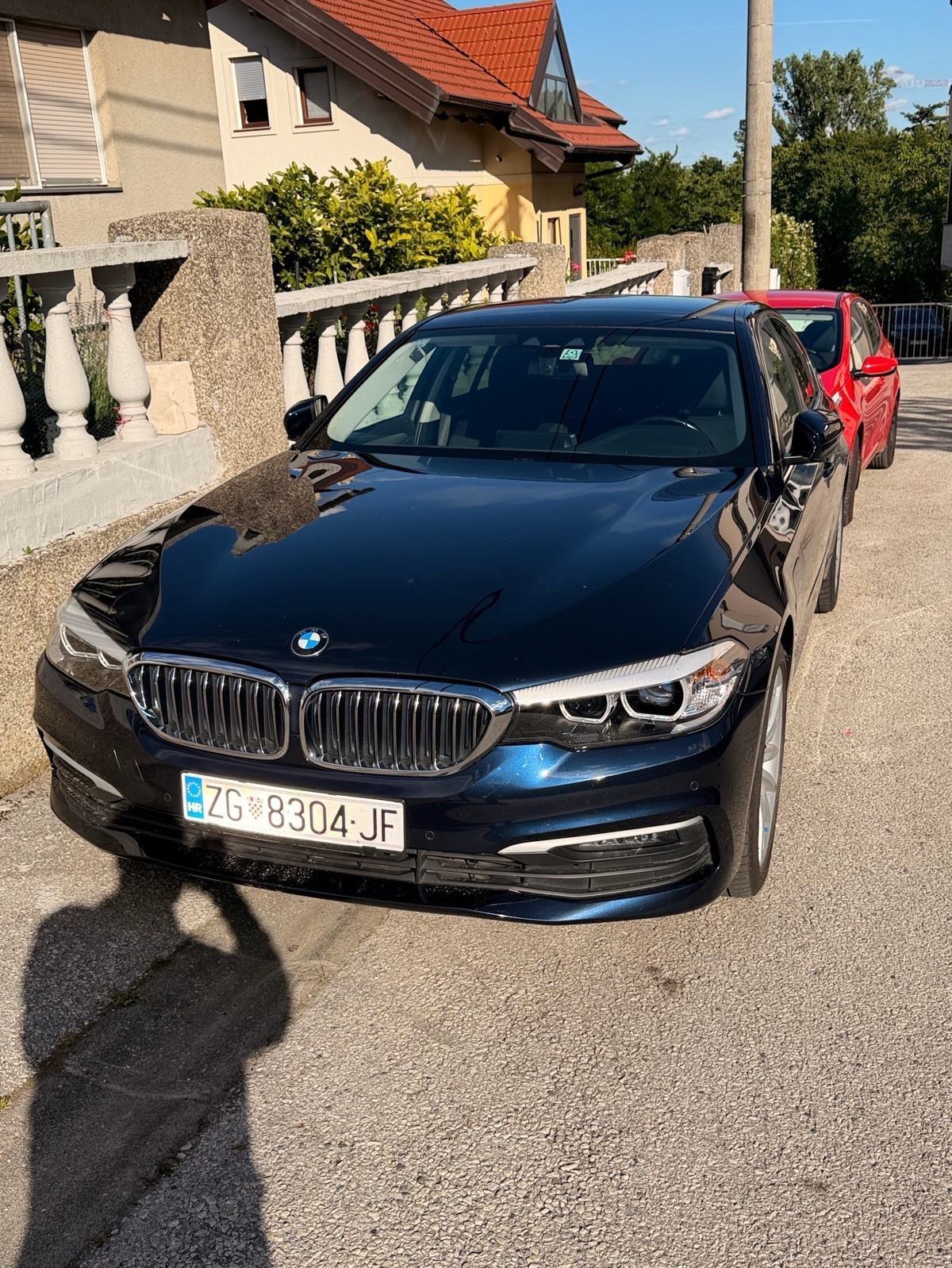 BMW 530e Hybrid…PHEV, Domet 750km komb.struja/benzin,kao novi, reg 1g, fotografija 4