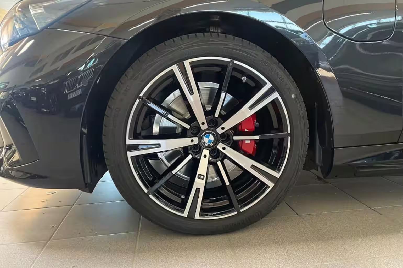 BMW 530e X - Drive 20’ M Pro Sport, Iconic Glow, B&W, Pano, PDV, fotografija 19