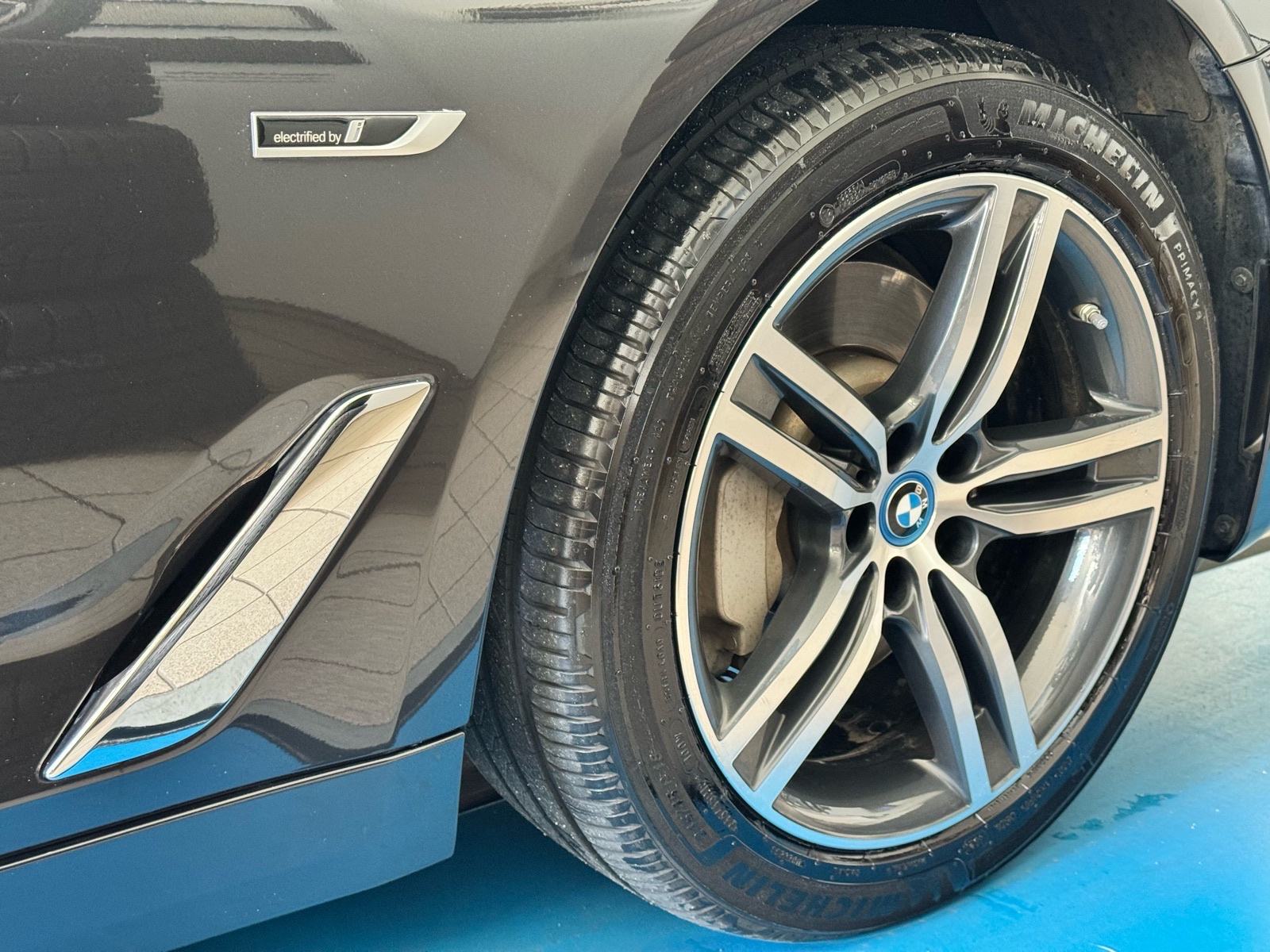 BMW serija 5 530e xDrive 215KW, fotografija 20