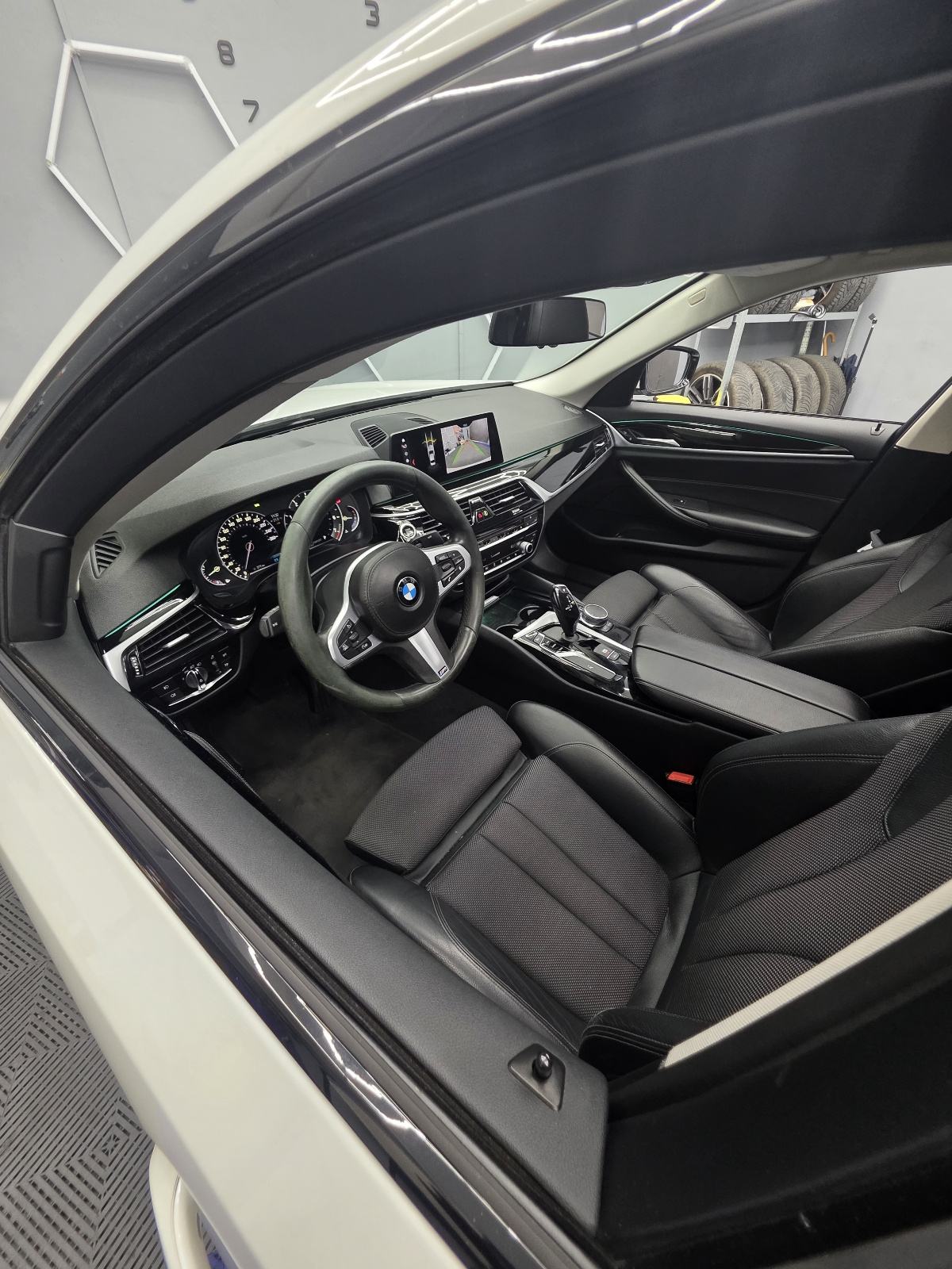 BMW serija 5 530i, fotografija 4