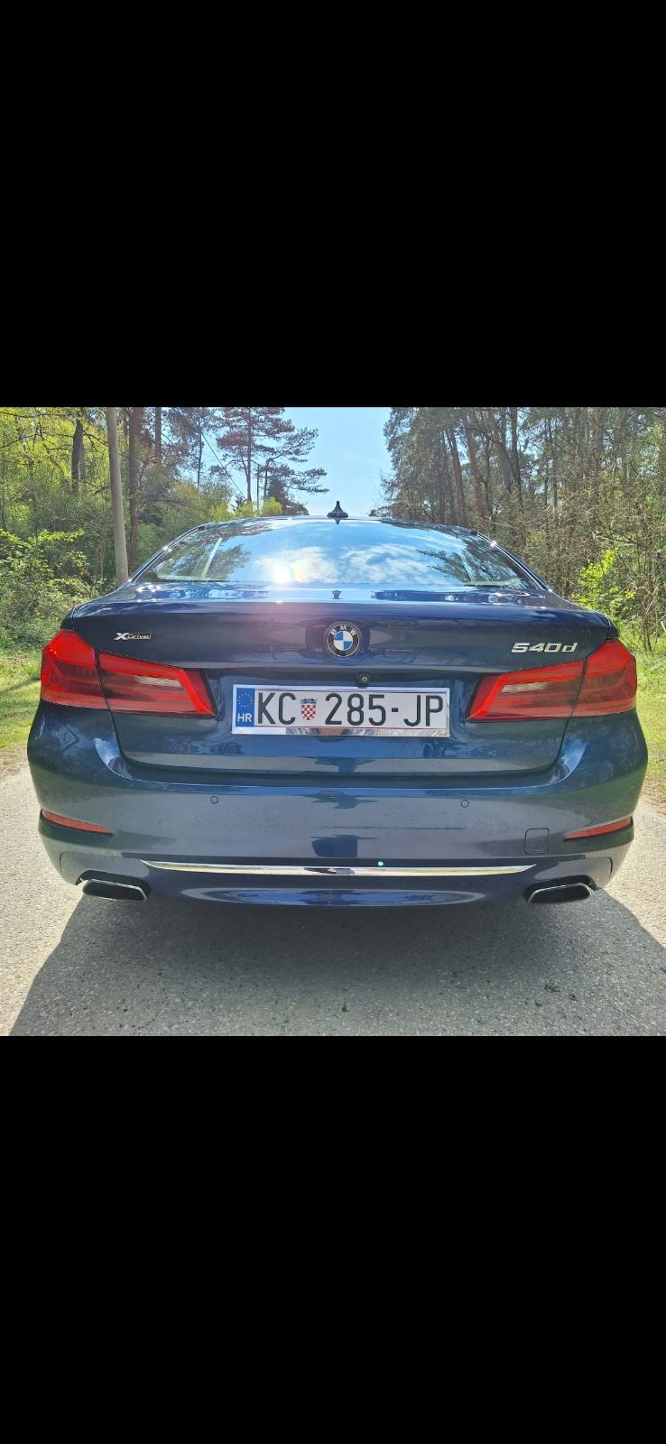 BMW serija 5 540d Xdrive individual, full oprema, kao nov., fotografija 8