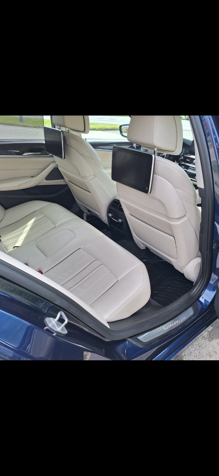 BMW serija 5 540d Xdrive individual, full oprema, kao nov., fotografija 11
