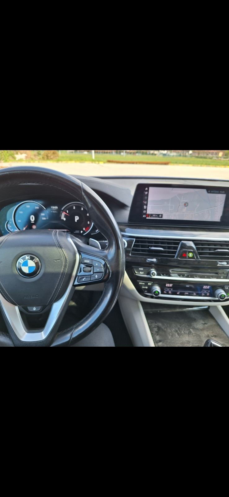 BMW serija 5 540d Xdrive individual, full oprema, kao nov., fotografija 17
