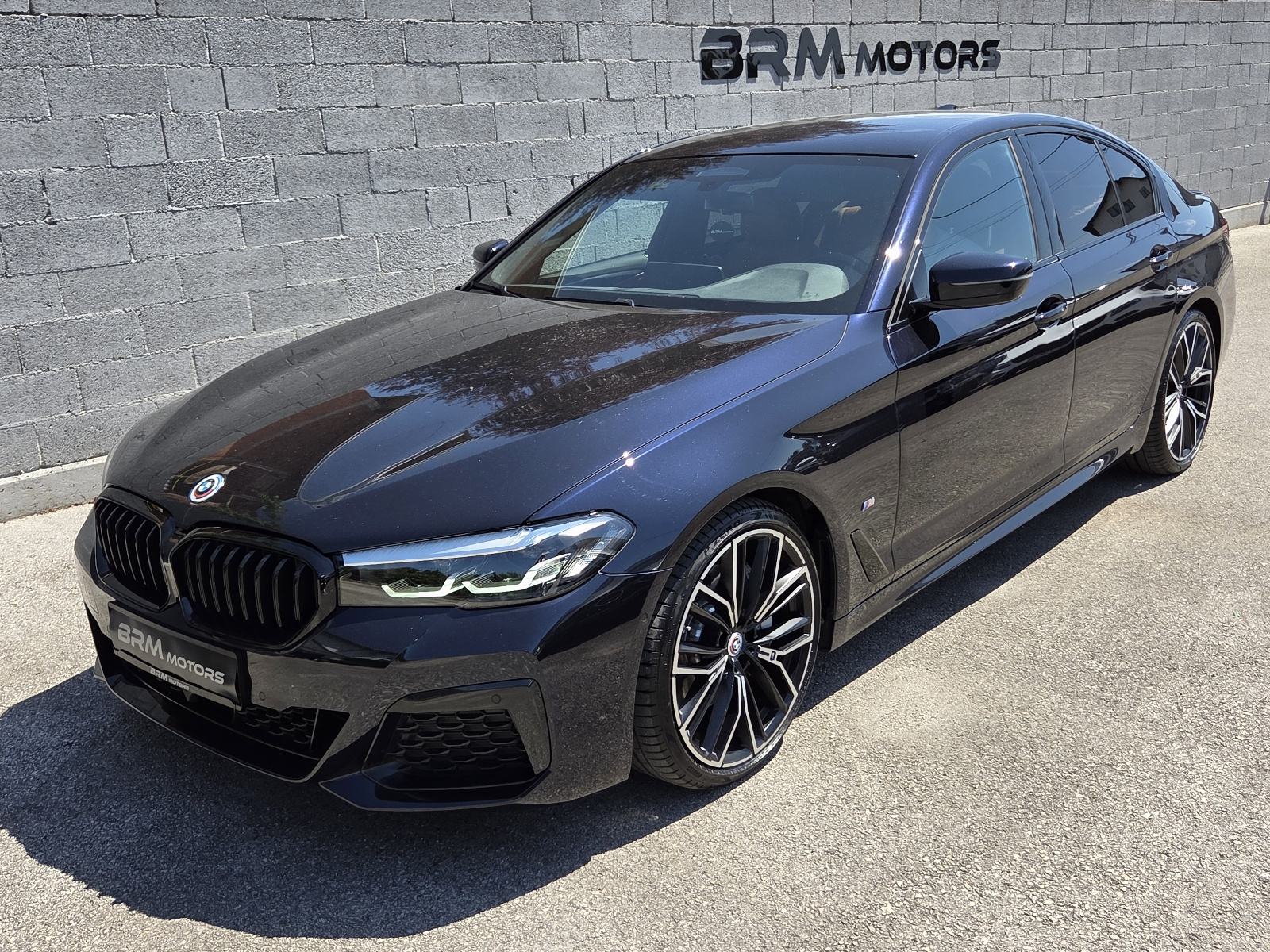 BMW serija 5 M540d Xdrive Msport paket II --2023.g.--28.700km--Novo, fotografija 6