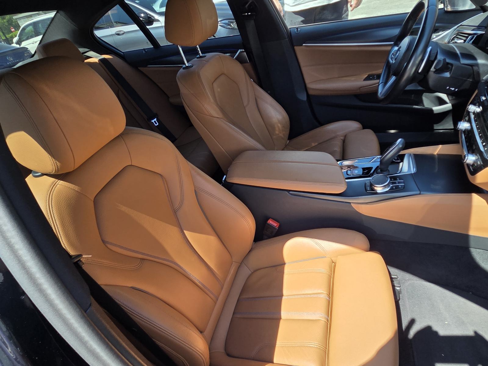 BMW serija 5 M540d Xdrive Msport paket II --2023.g.--28.700km--Novo, fotografija 17