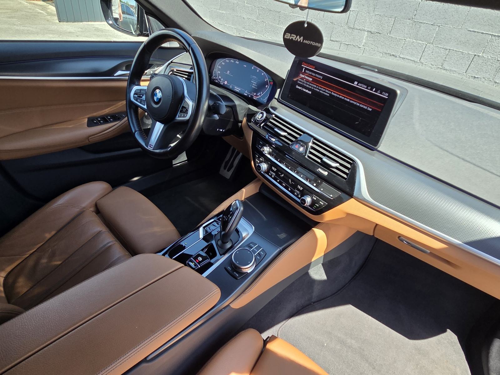 BMW serija 5 M540d Xdrive Msport paket II --2023.g.--28.700km--Novo, fotografija 18