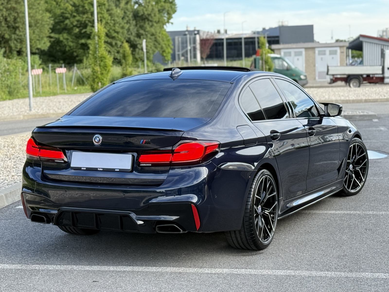 BMW G30 540i X-Drive M5 Look *340 KS* ŠIBER *LED ADAPTIVE*KOŽA*ALU 20, fotografija 13