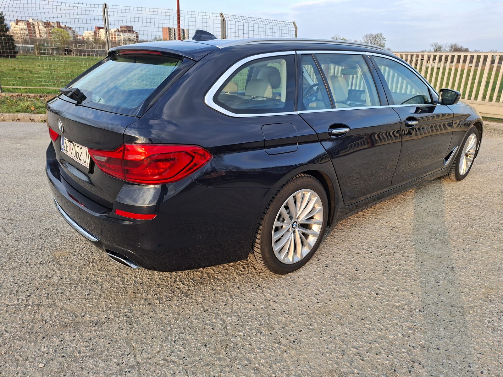 BMW serija 5 540 d xdrive automatik, fotografija 10