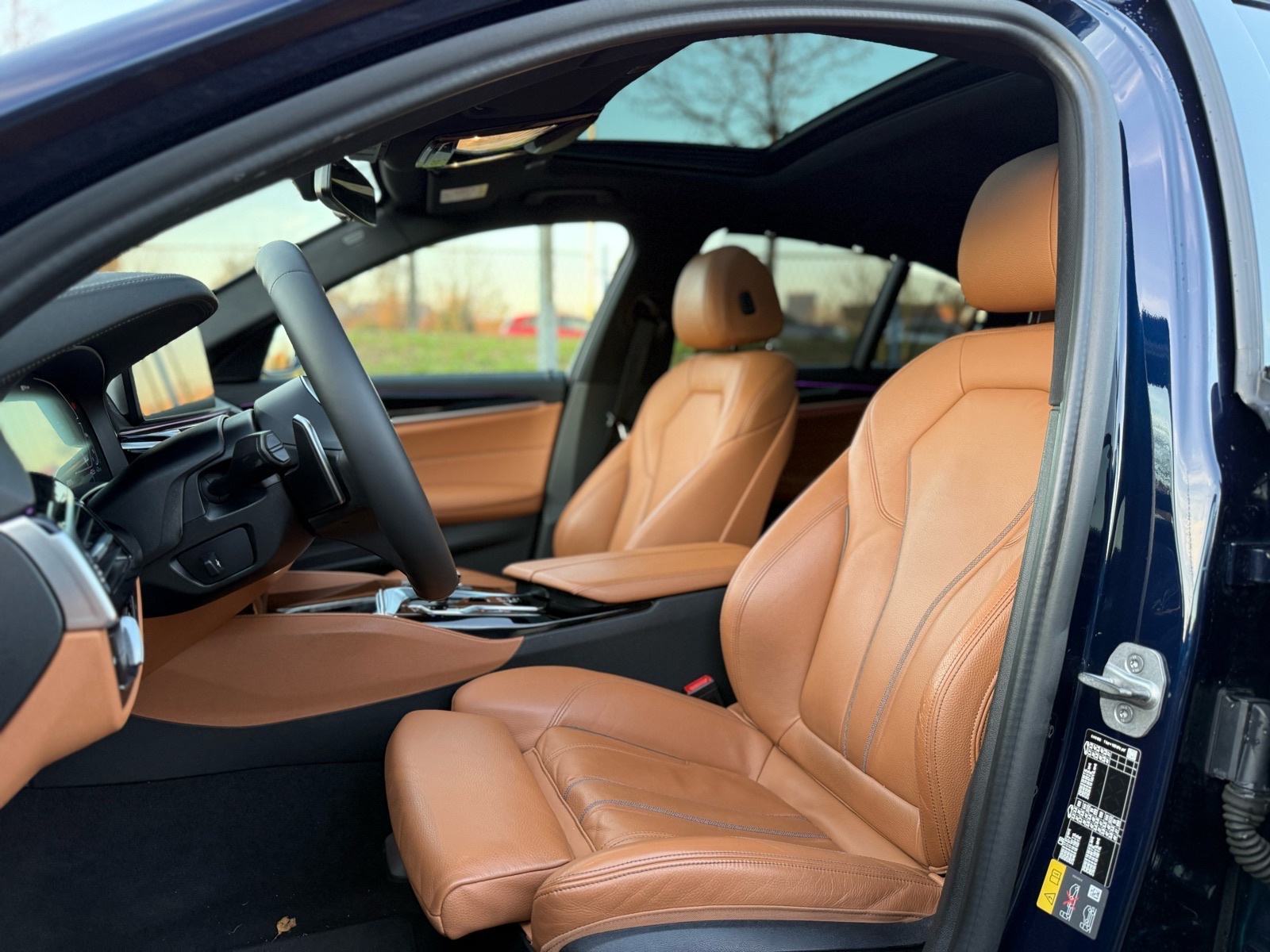 BMW 545e xDrive | M Sport | Laser | 395 KS | Reg.12/26, fotografija 11