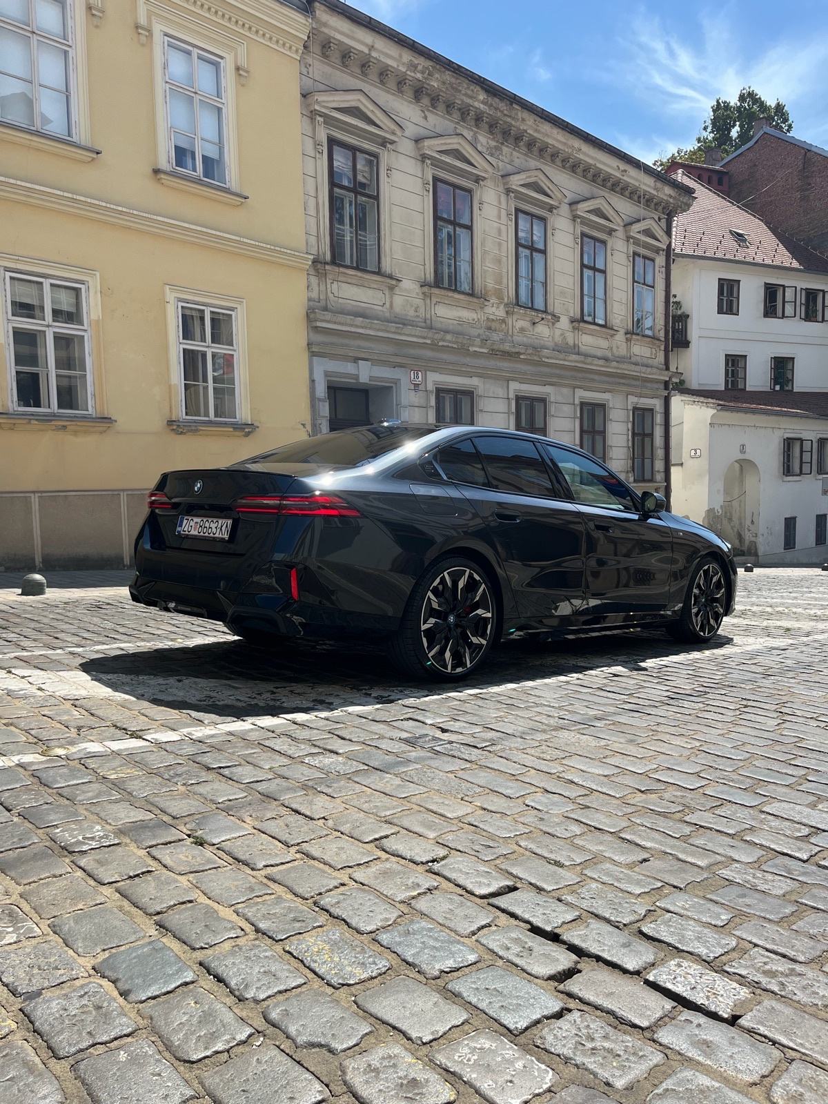 BMW serija 5 550e Xdrive M sport Pro, fotografija 3