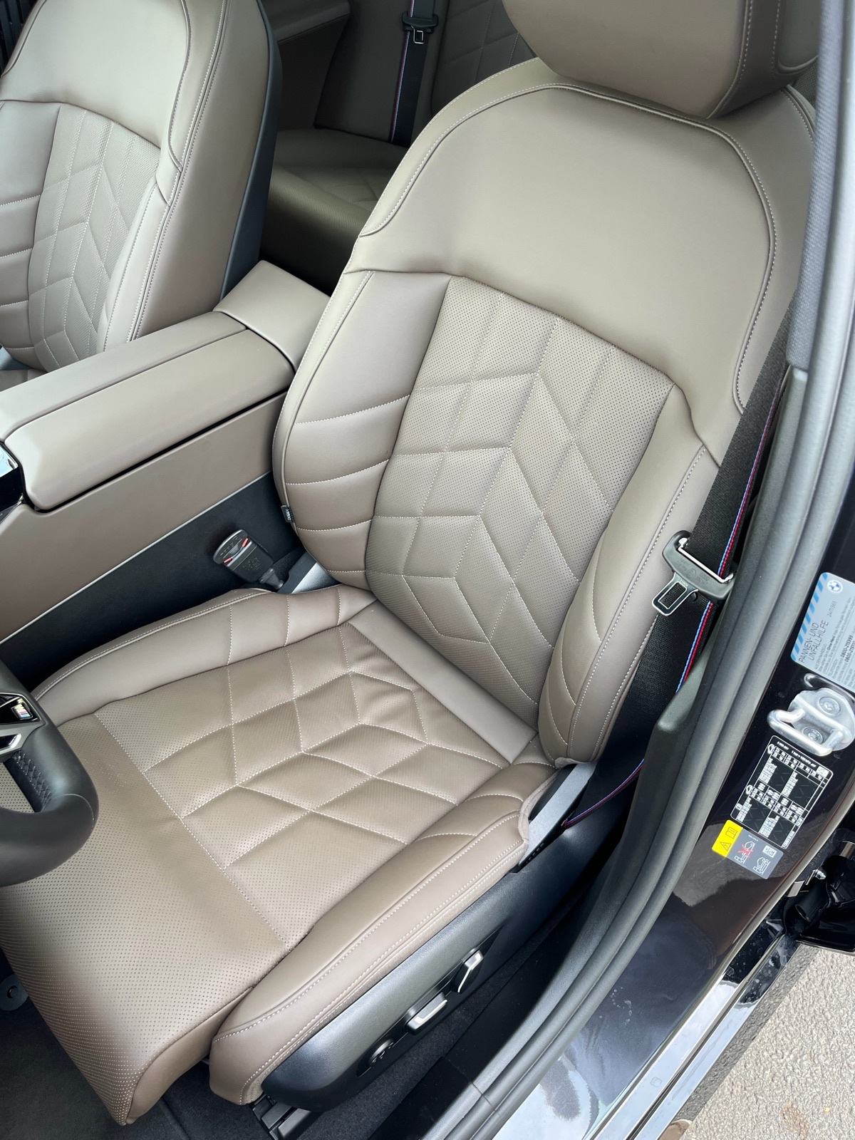 BMW serija 5 550e Xdrive M sport Pro, fotografija 16