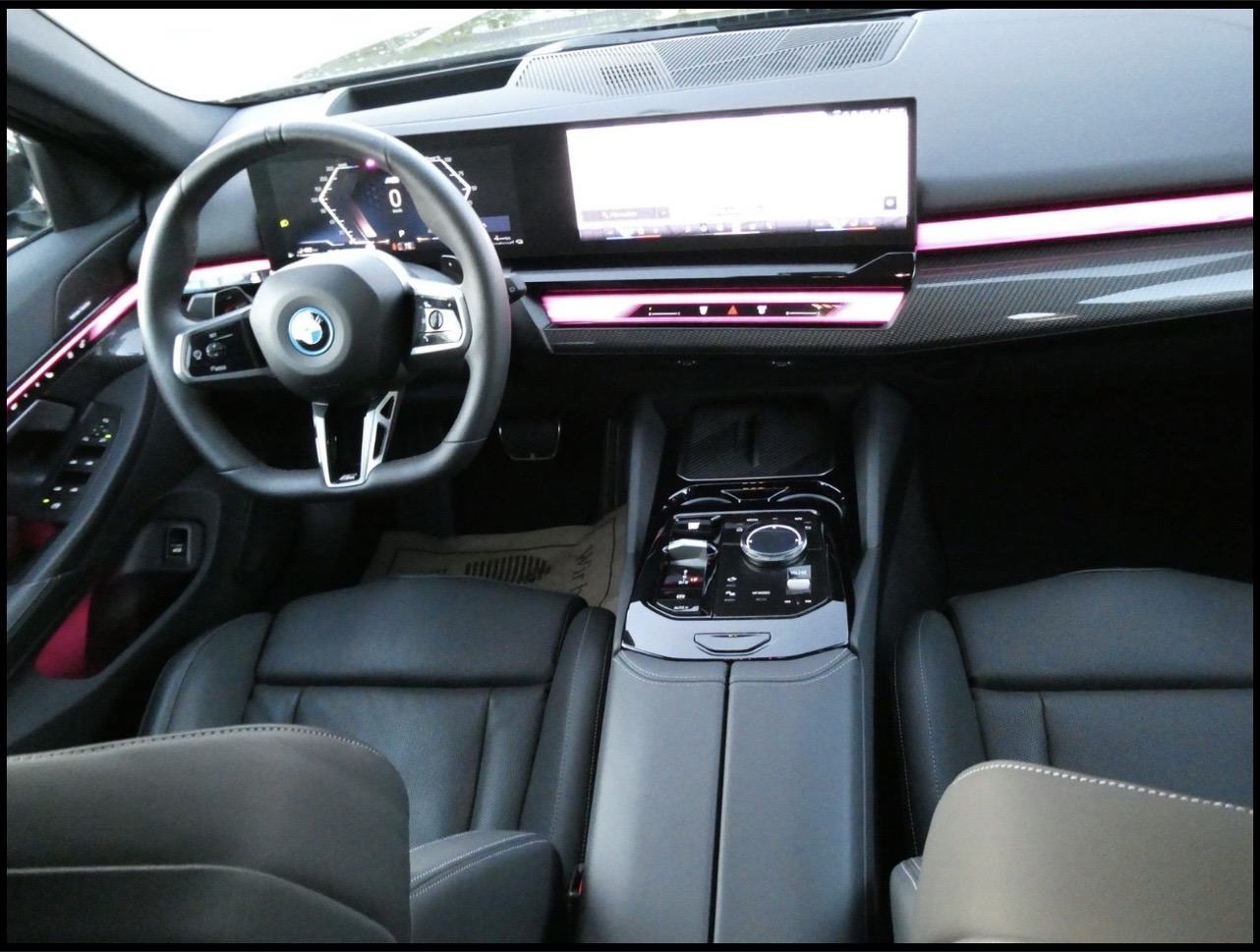 BMW serija 5 550e Xdrive Touring automatik M paket pro Full oprema, fotografija 13