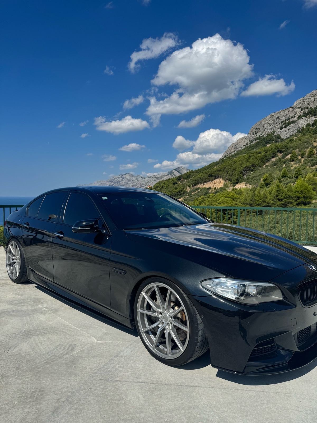 BMW serija 5 550i automatik, fotografija 4