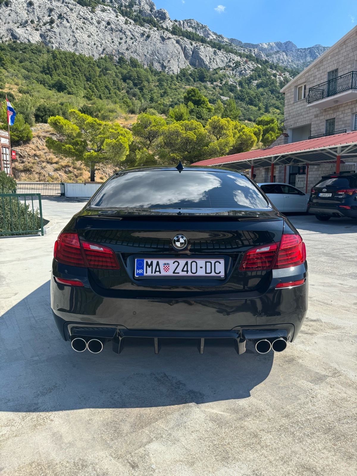 BMW serija 5 550i automatik, fotografija 7