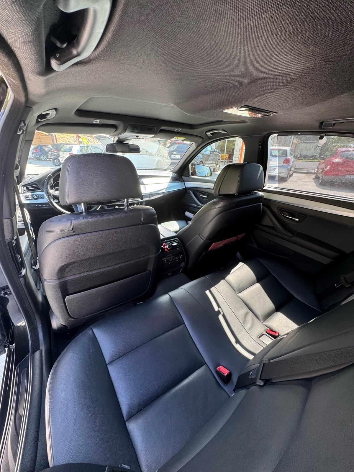 BMW serija 5 550i automatik, fotografija 12