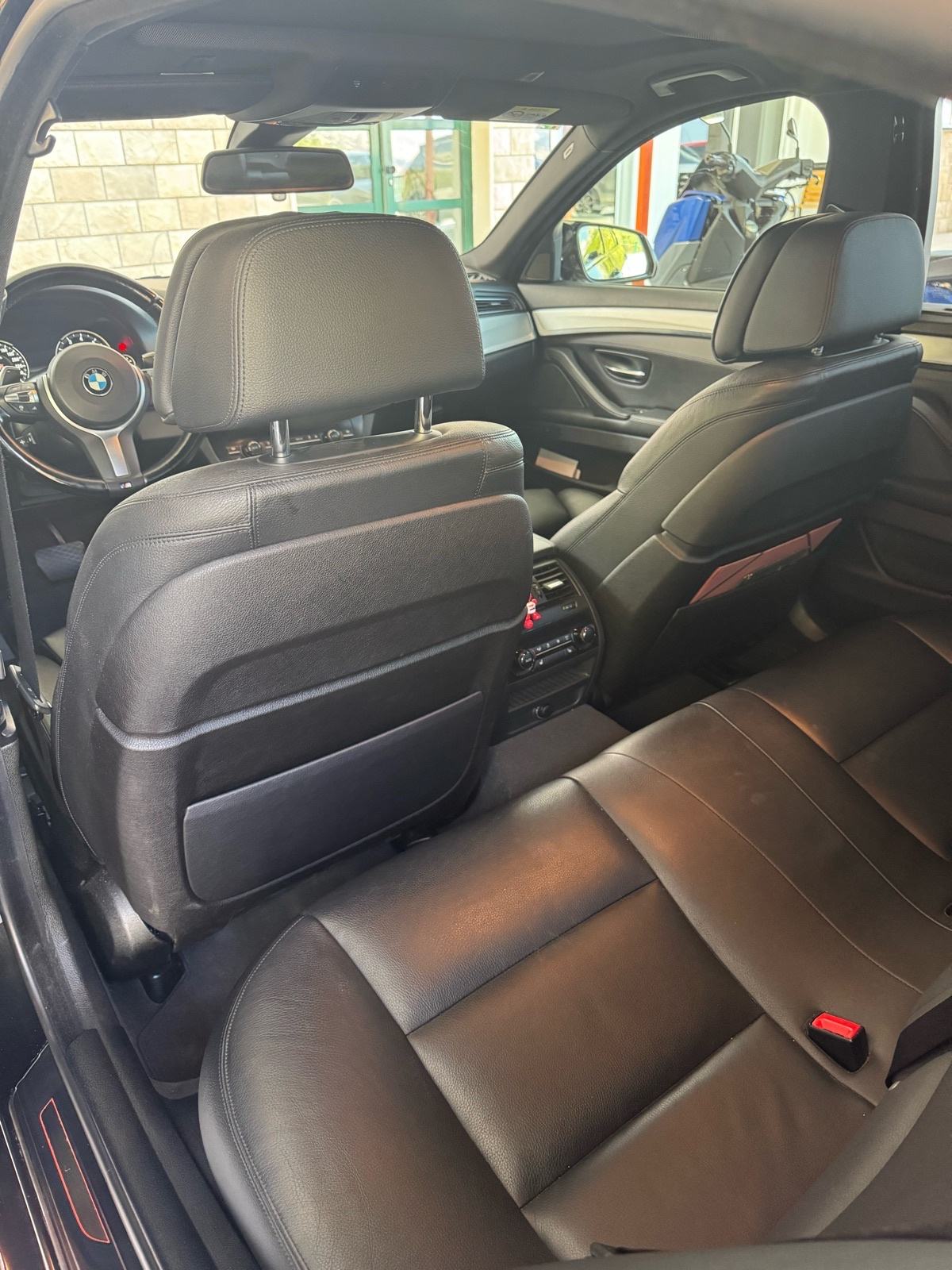 BMW serija 5 550i automatik, fotografija 20