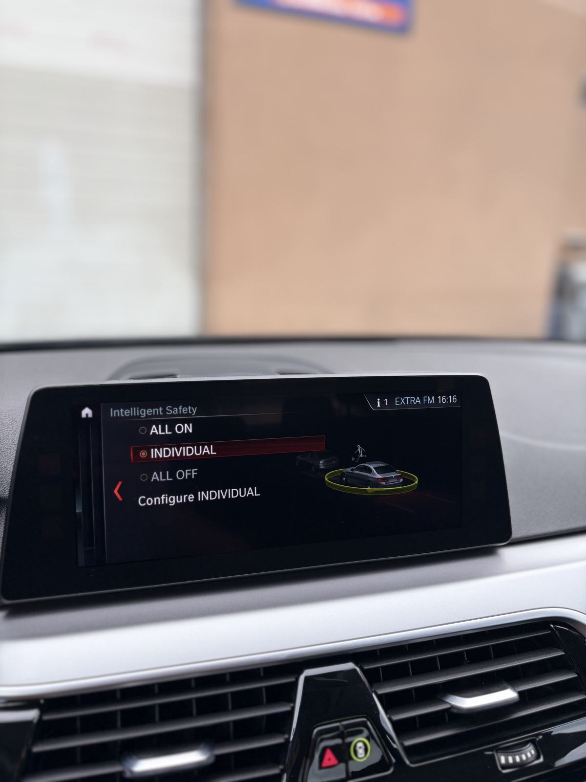 BMW serija 5 G30 520d automatik, fotografija 20